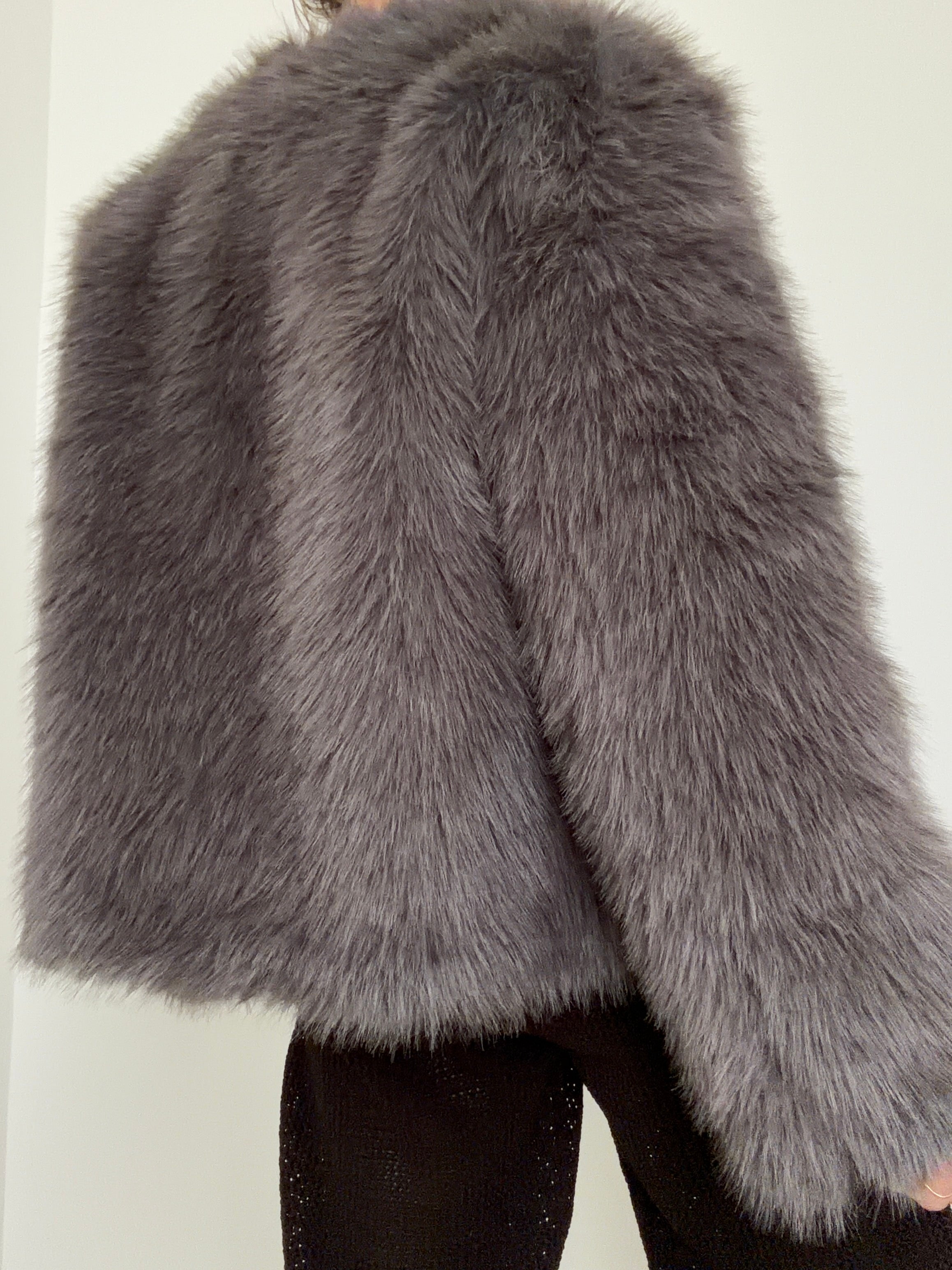 Cropped Smokey Fur
