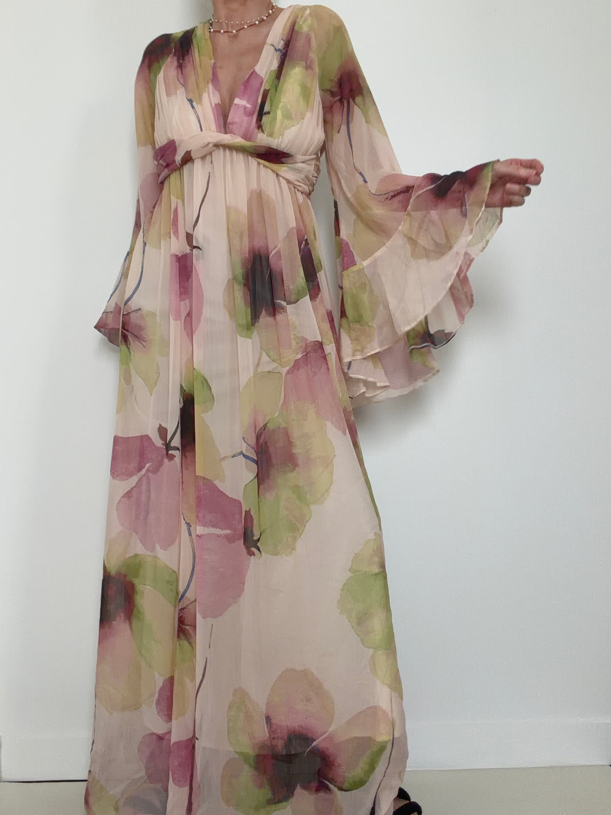 Fluted Sleeve Twist Front Maxi