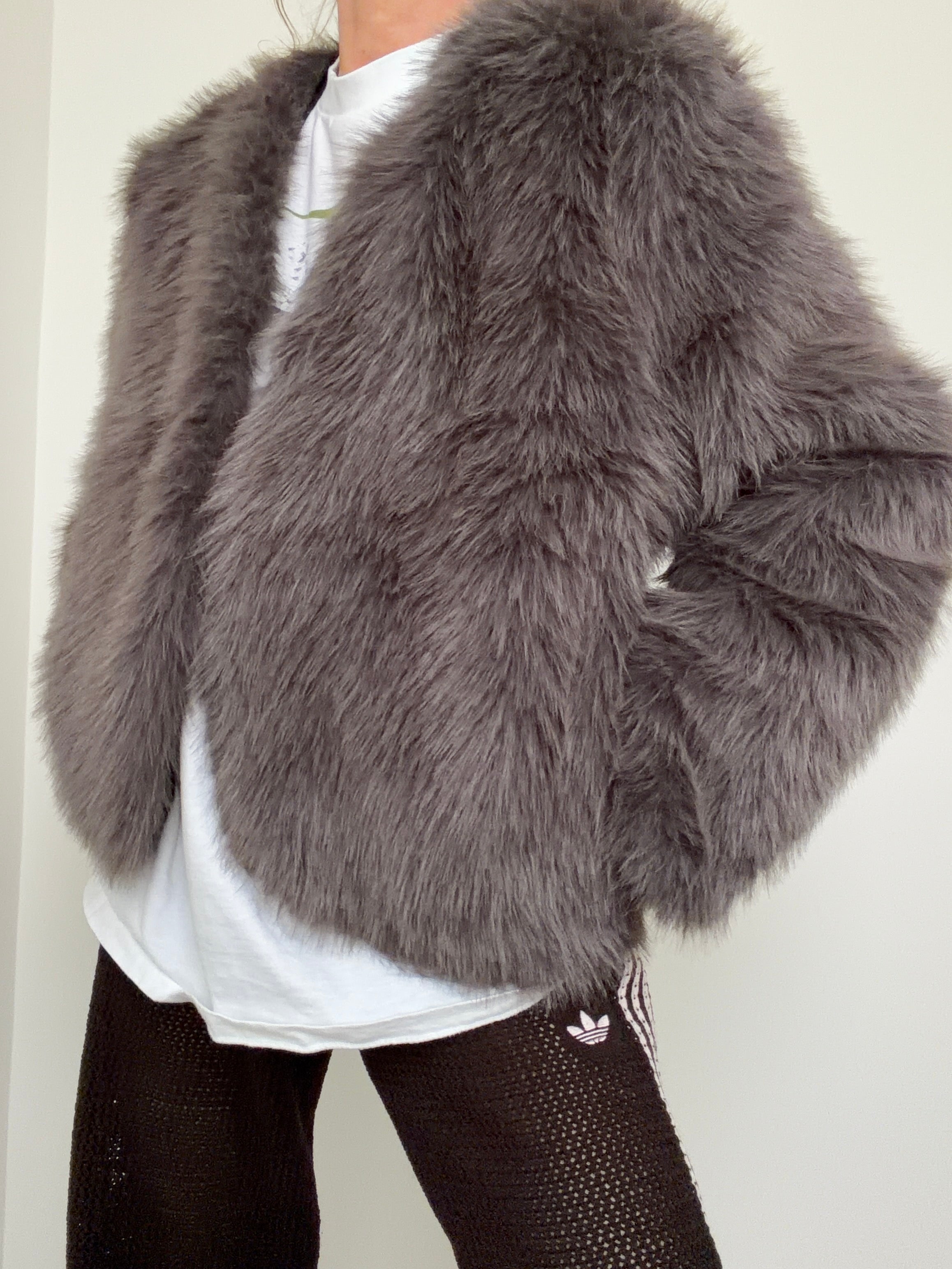 Cropped Smokey Fur