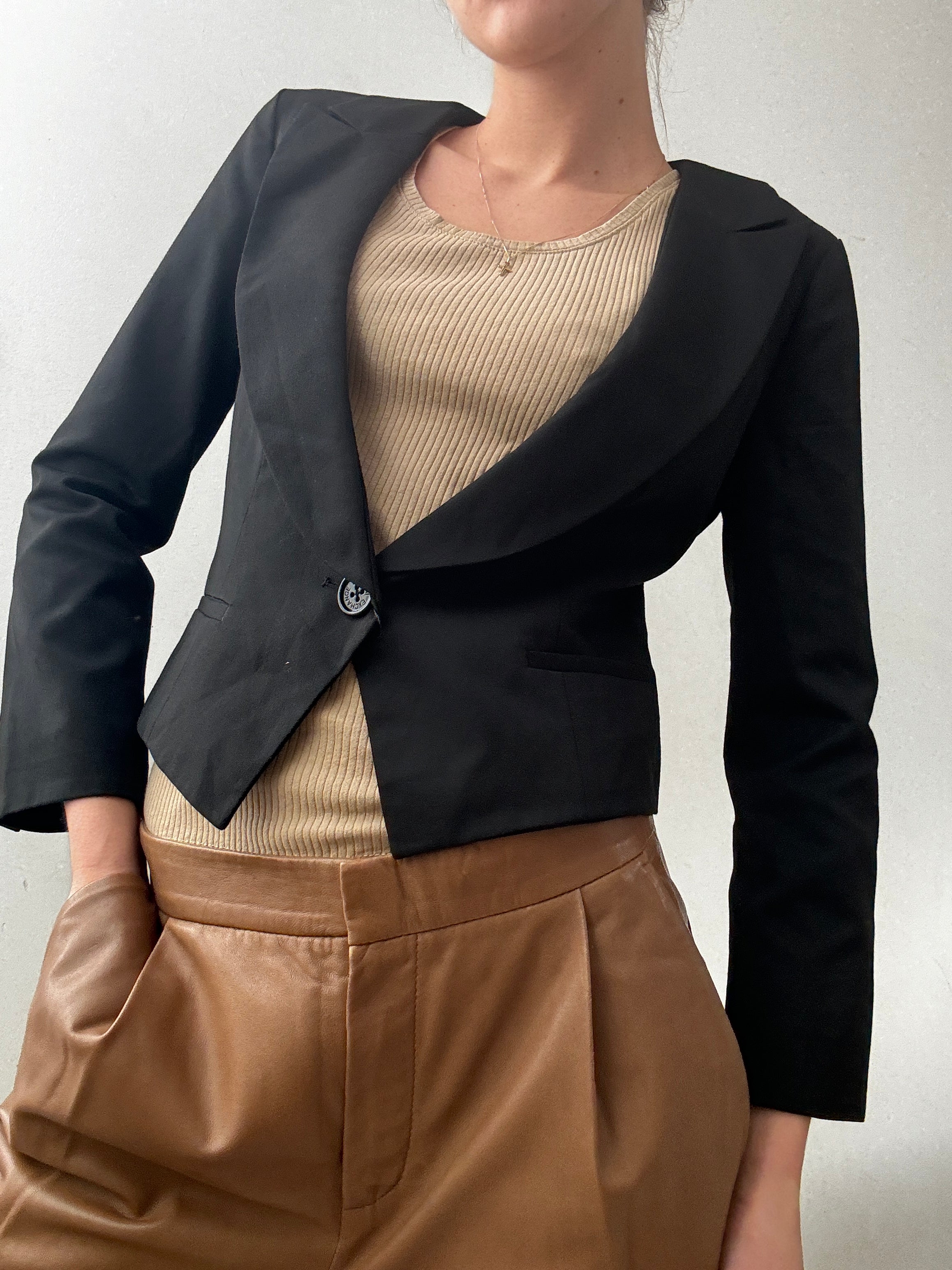 Vintage Designer Cropped Black Blazer | Jackets