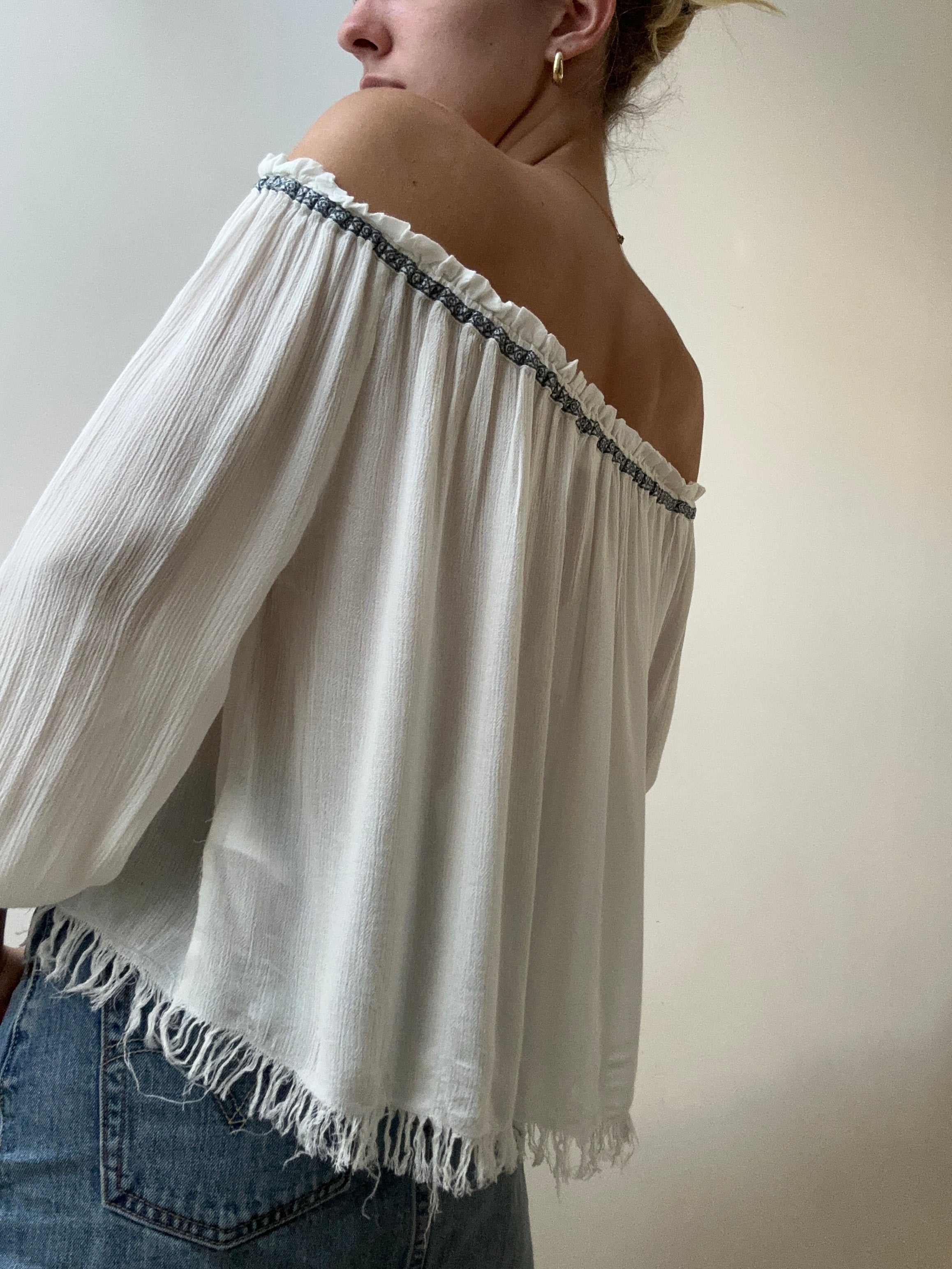 Brownie Blusa Aloha Off The Shoulder Blouse | Blouses
