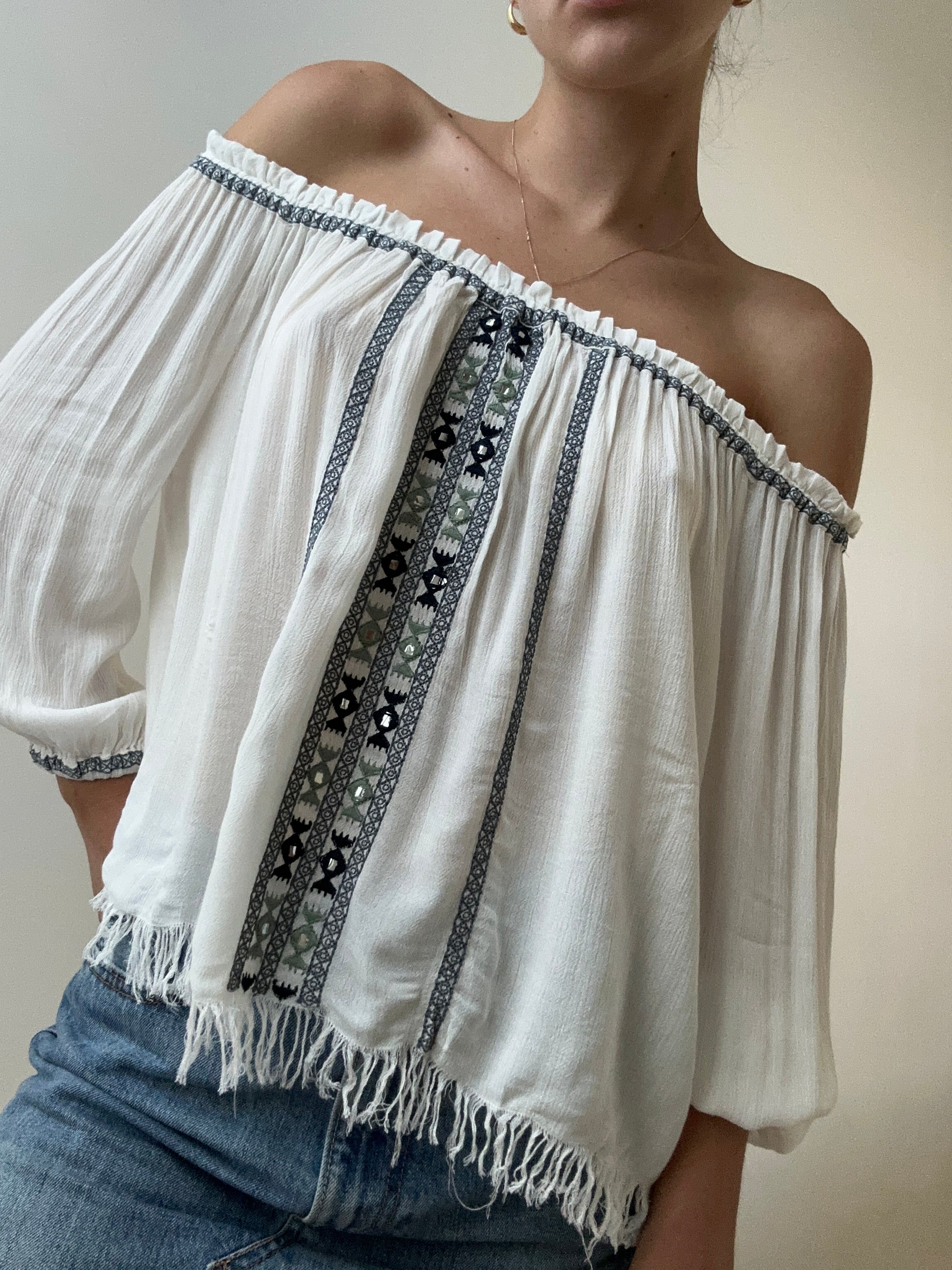 Brownie Blusa Aloha Off The Shoulder Blouse | Blouses
