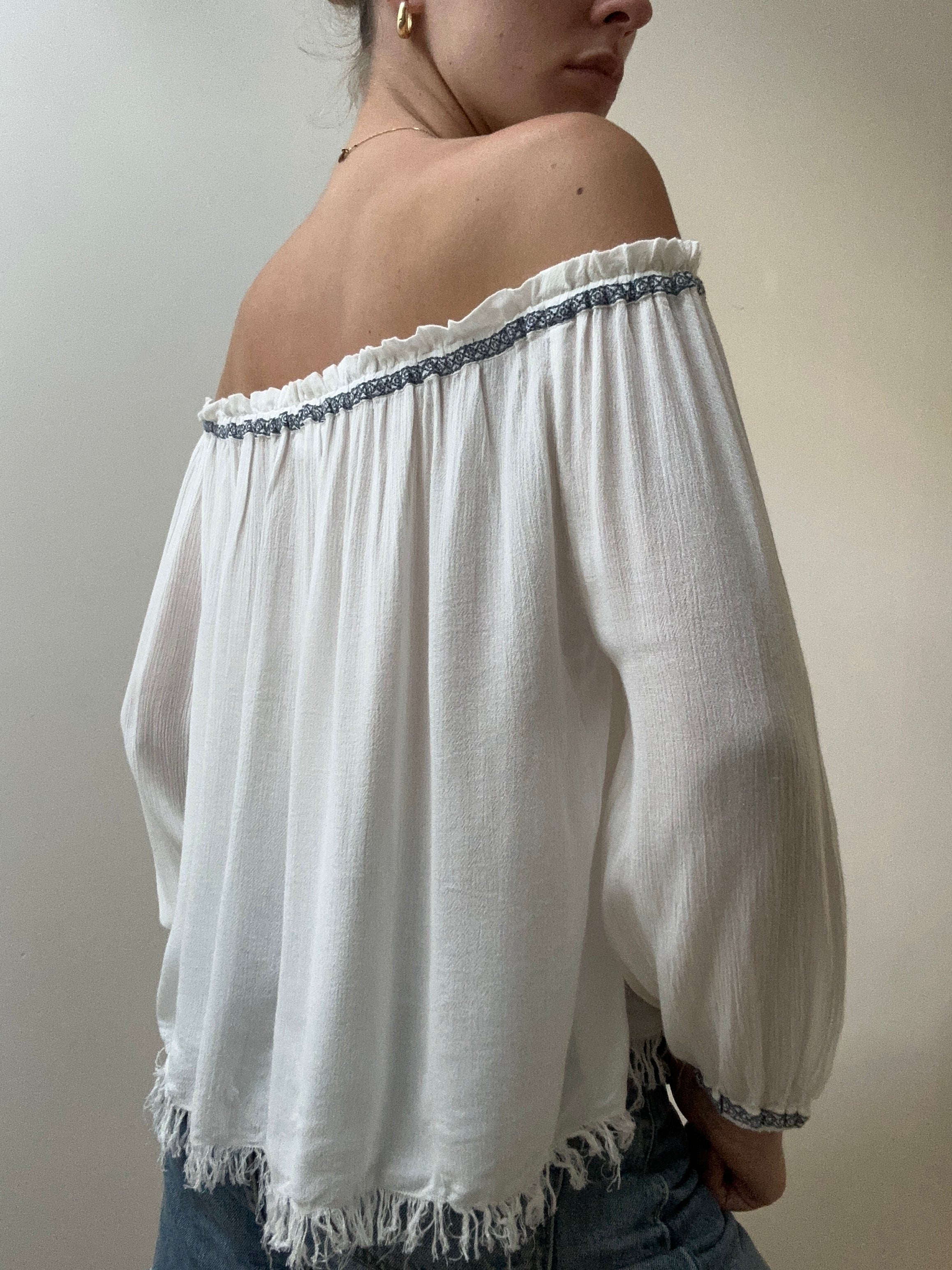 Brownie Blusa Aloha Off The Shoulder Blouse | Blouses