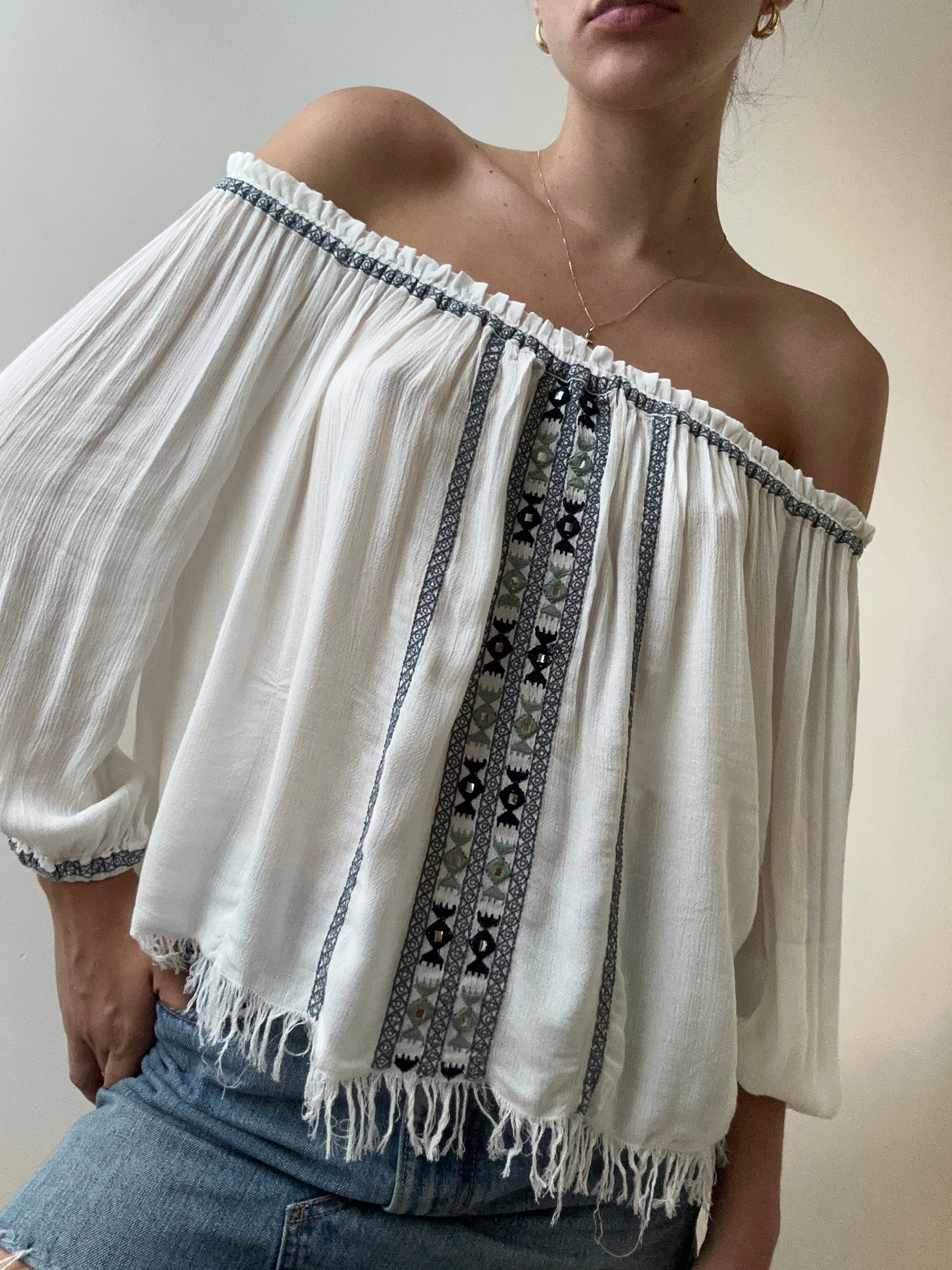 Brownie Blusa Aloha Off The Shoulder Blouse | Blouses
