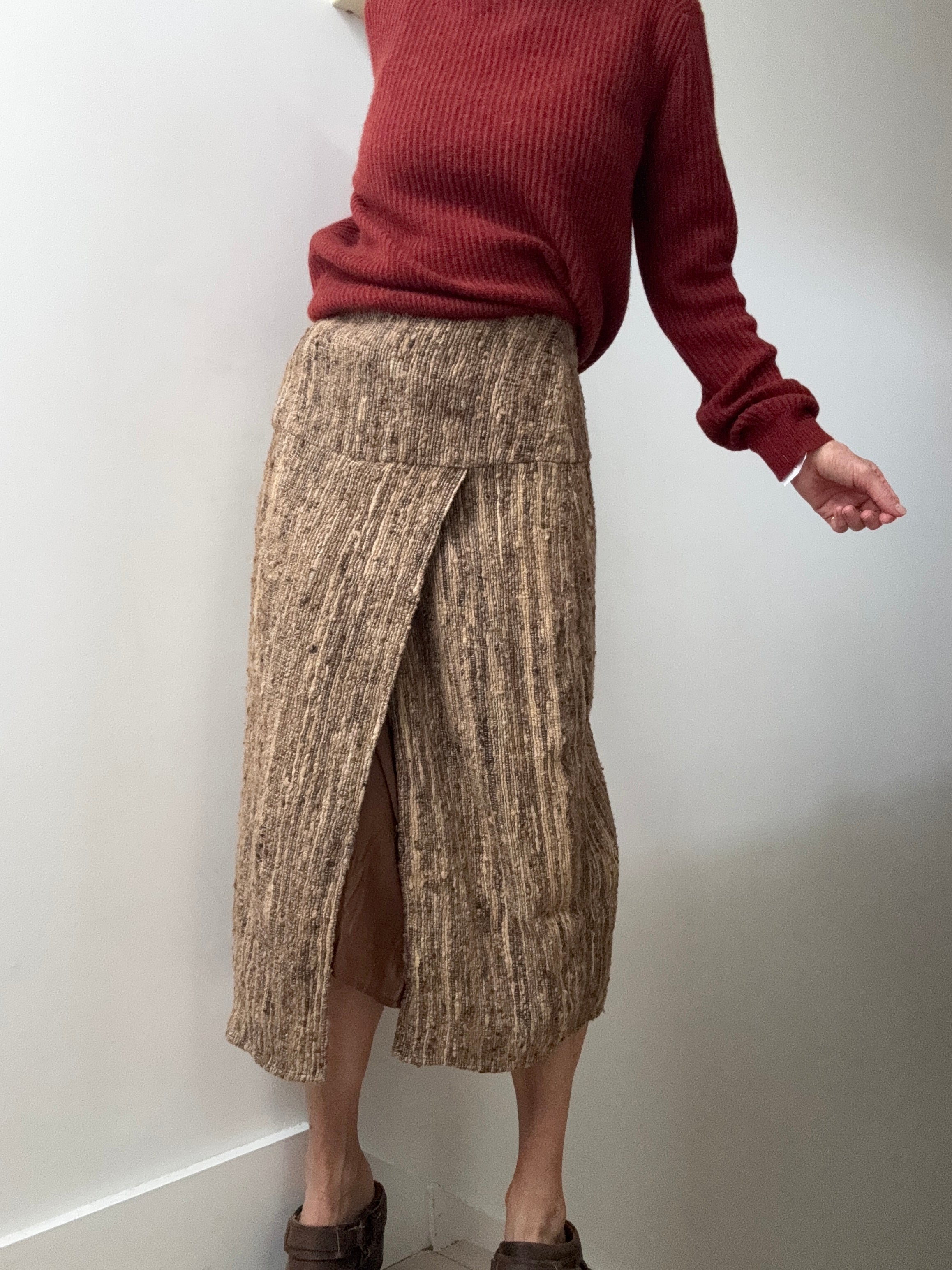 ELK NEW YORK Skirts Medium-Large Raw Silk Woven Skirt Natural