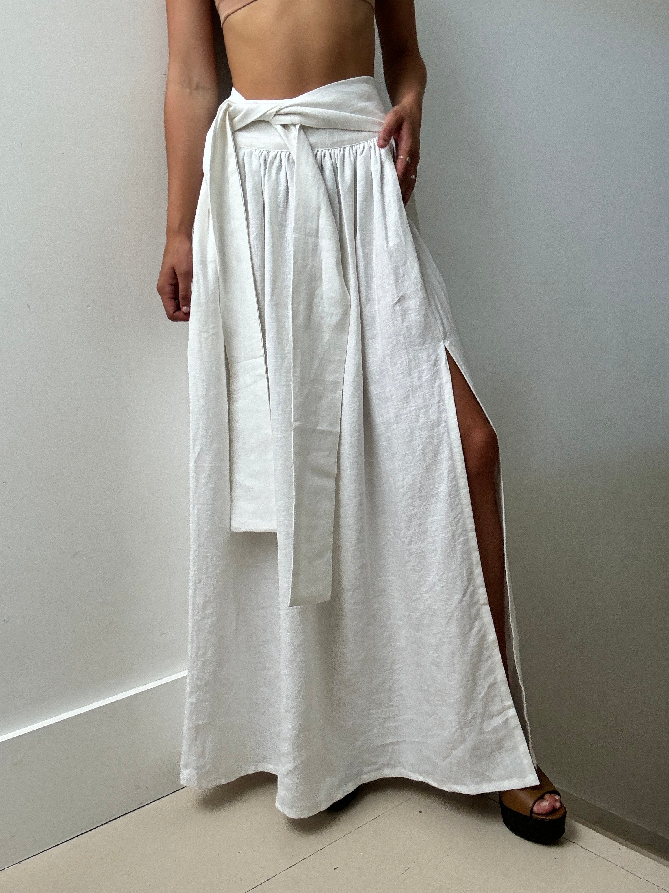 Evarae Skirts Kai Belted Linen midi Skirt