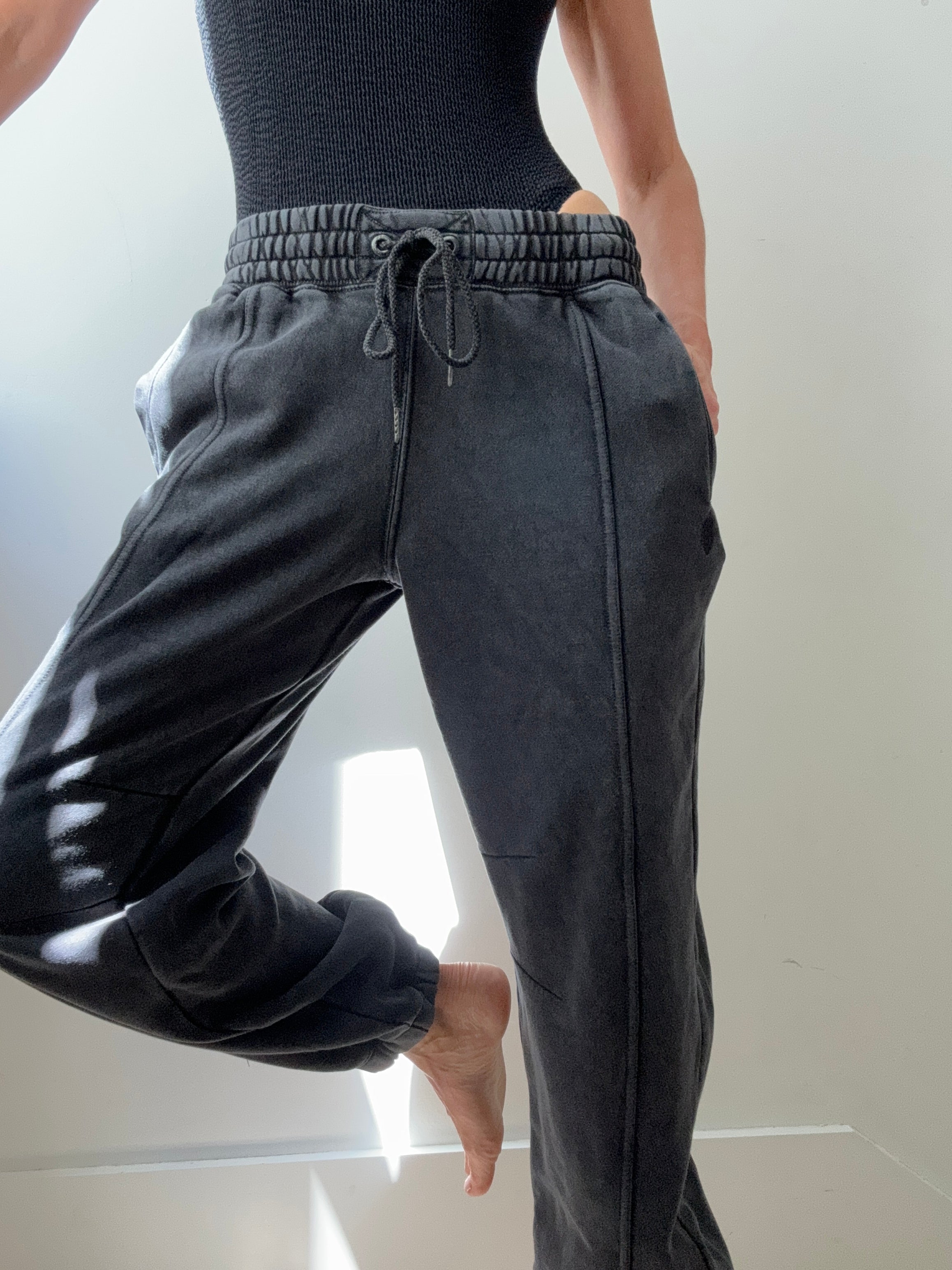 Sprint To The Finish Pants Black | Pants