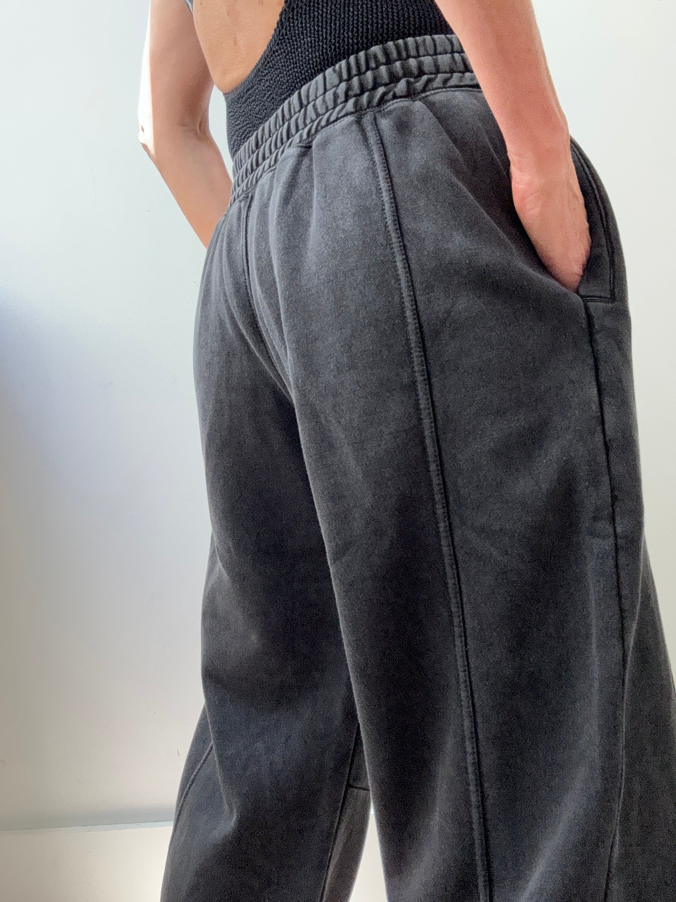 Sprint To The Finish Pants Black | Pants