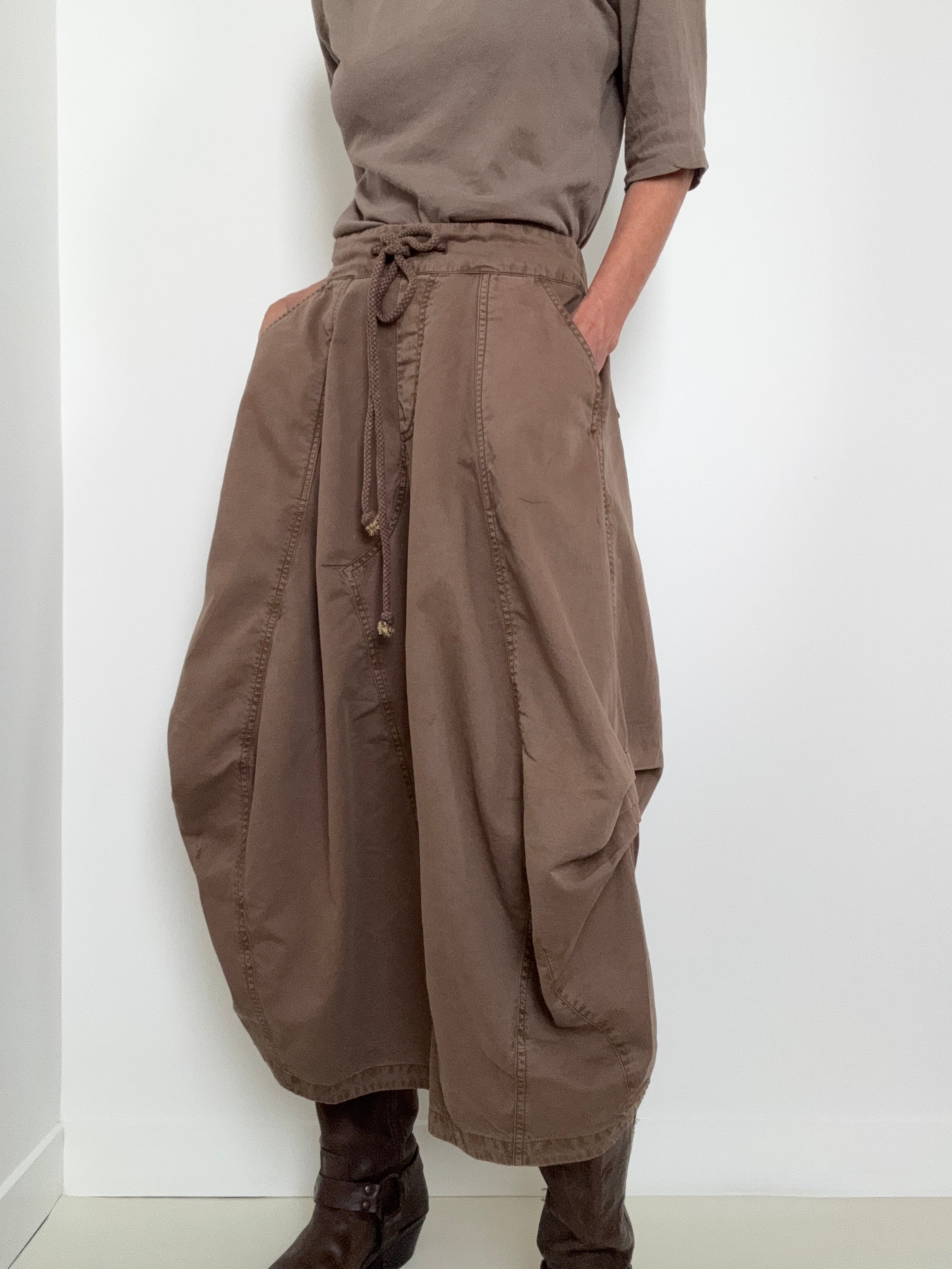 Willow Poplin Maxi Skirt Chocolate | Skirts