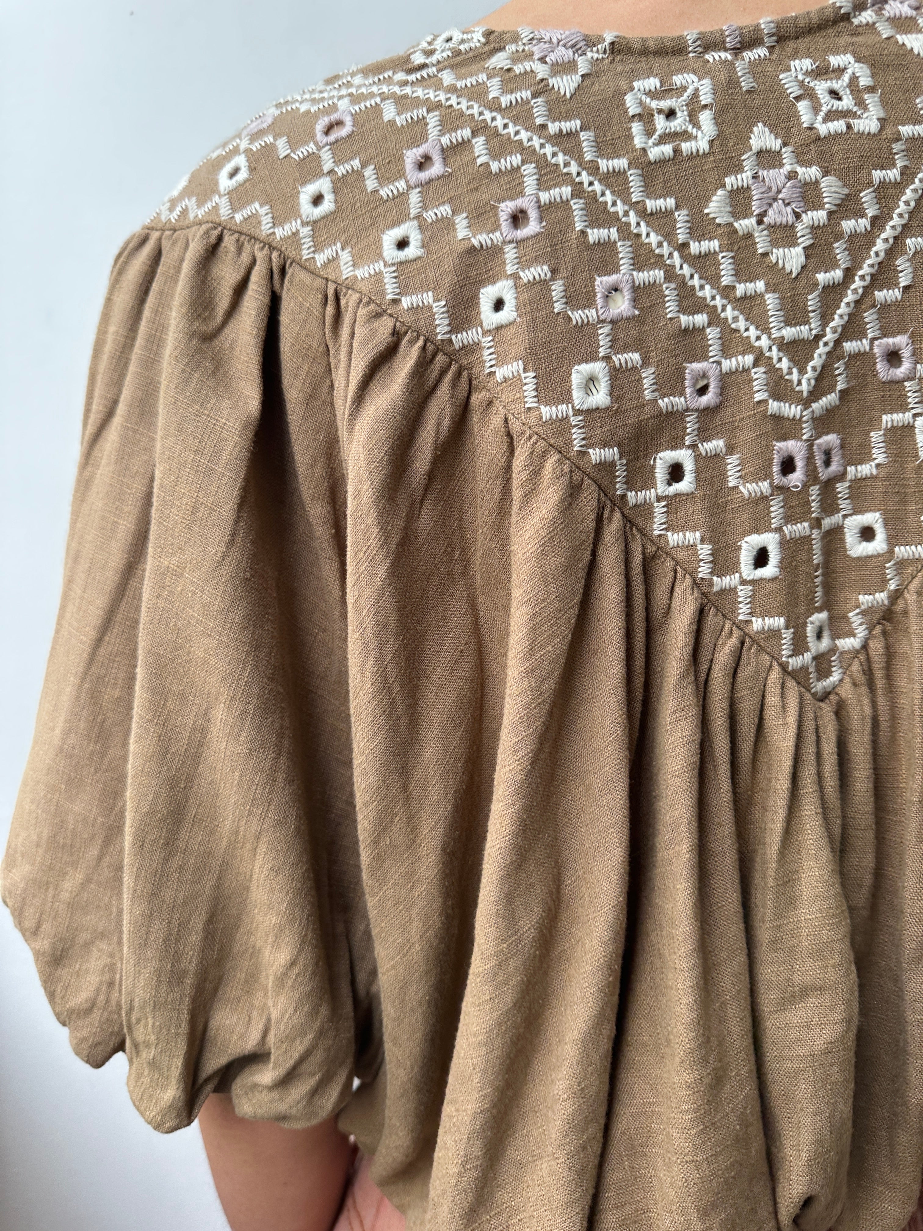 Joni Embroidered Top Tan | Tops