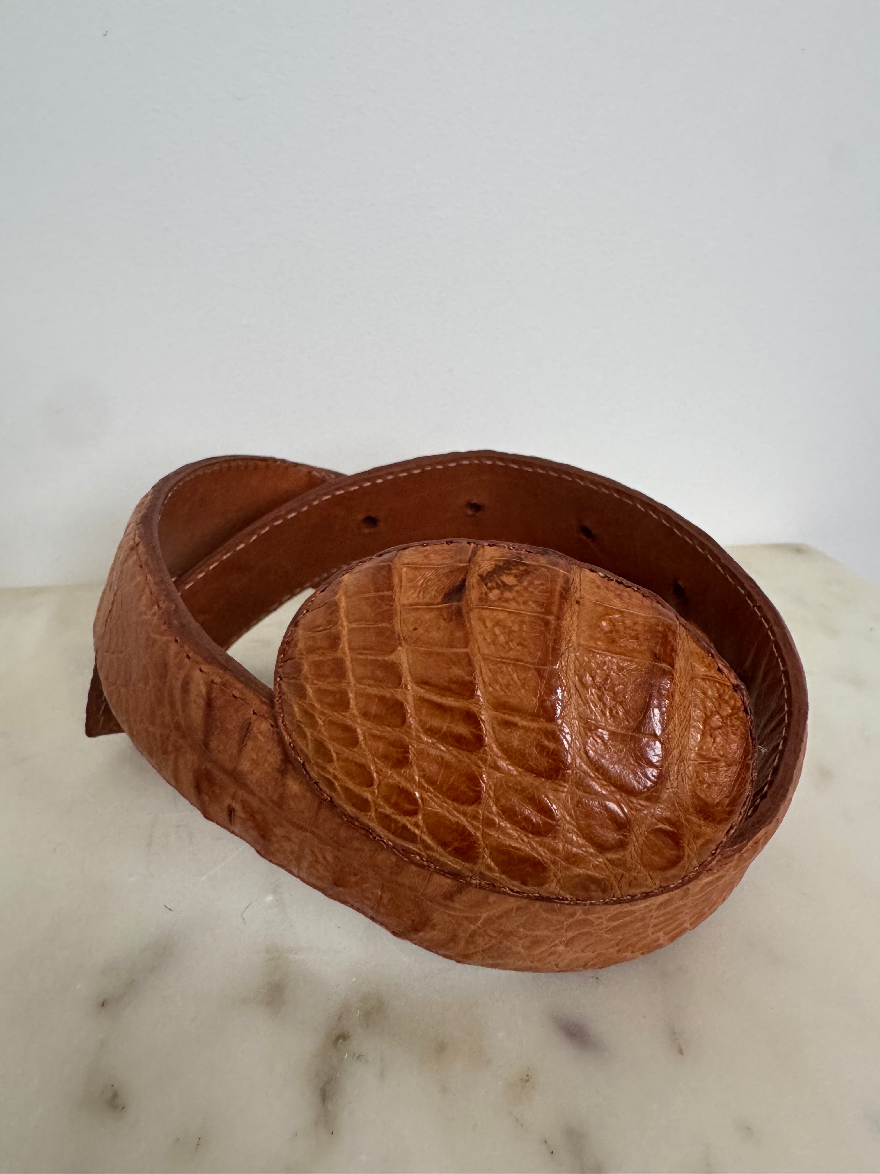 Oval Buckle Belt | Belts
