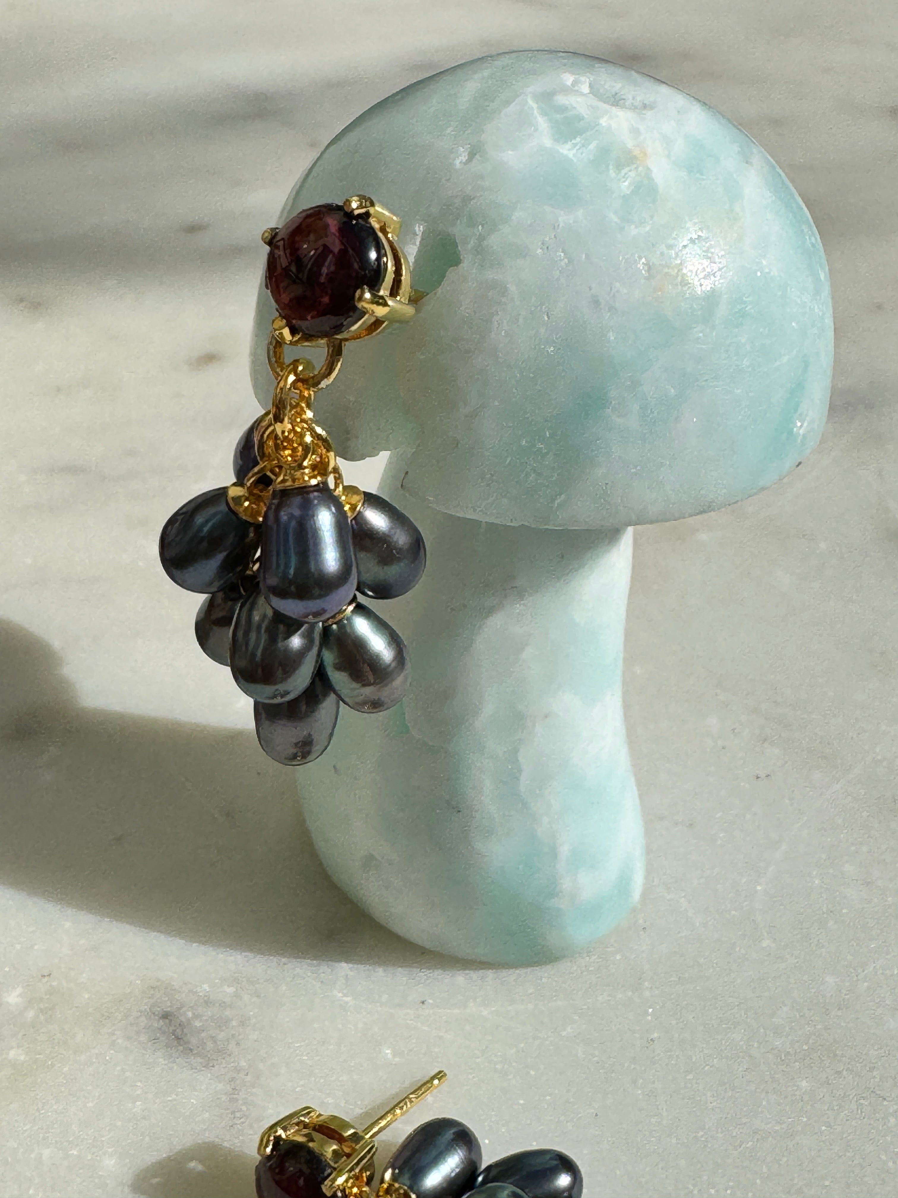 Future Nomads Earrings Black Pearl Grape Earrings