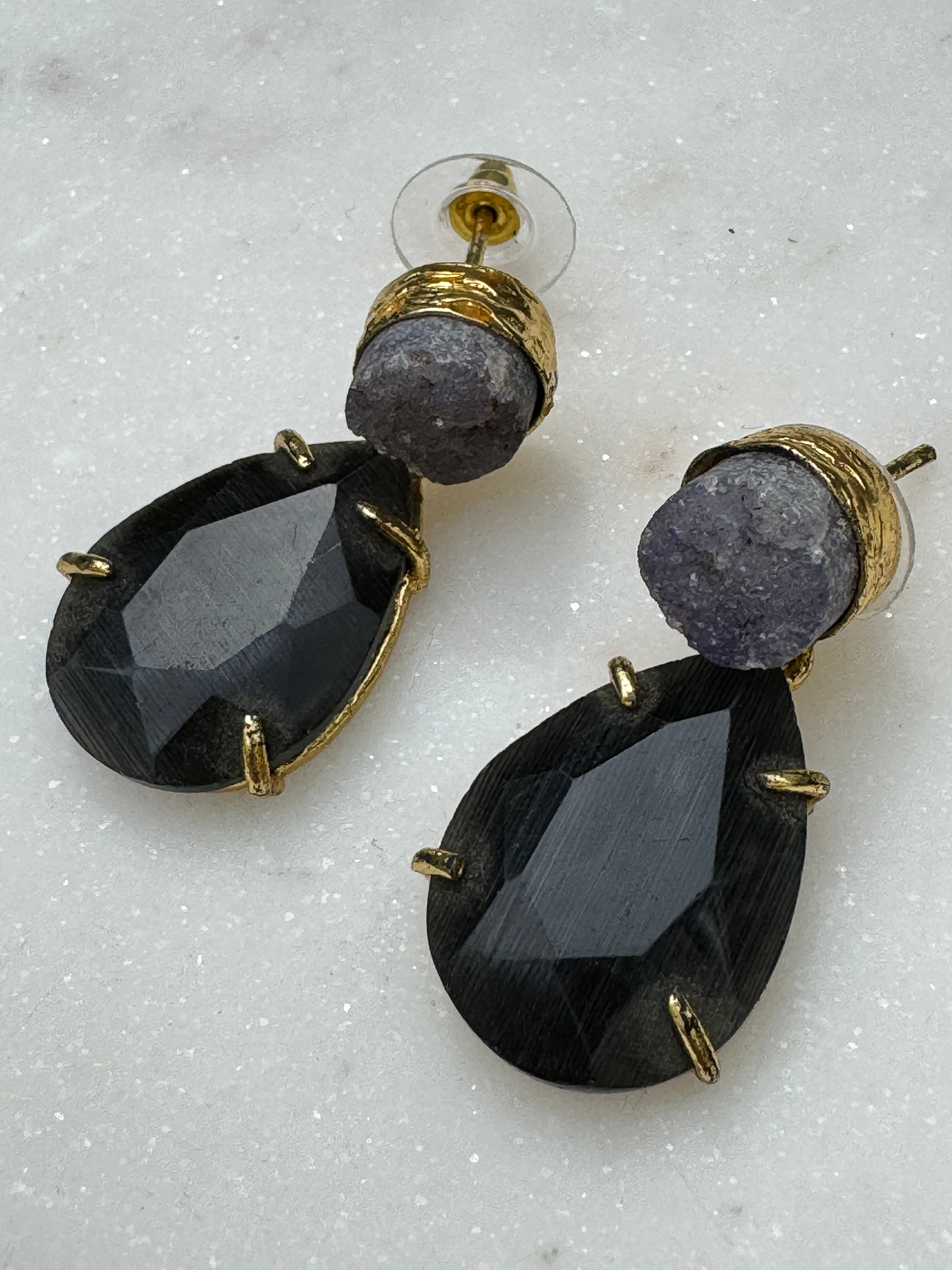 Future Nomads Earrings Calcite & Crystal Earrings Black