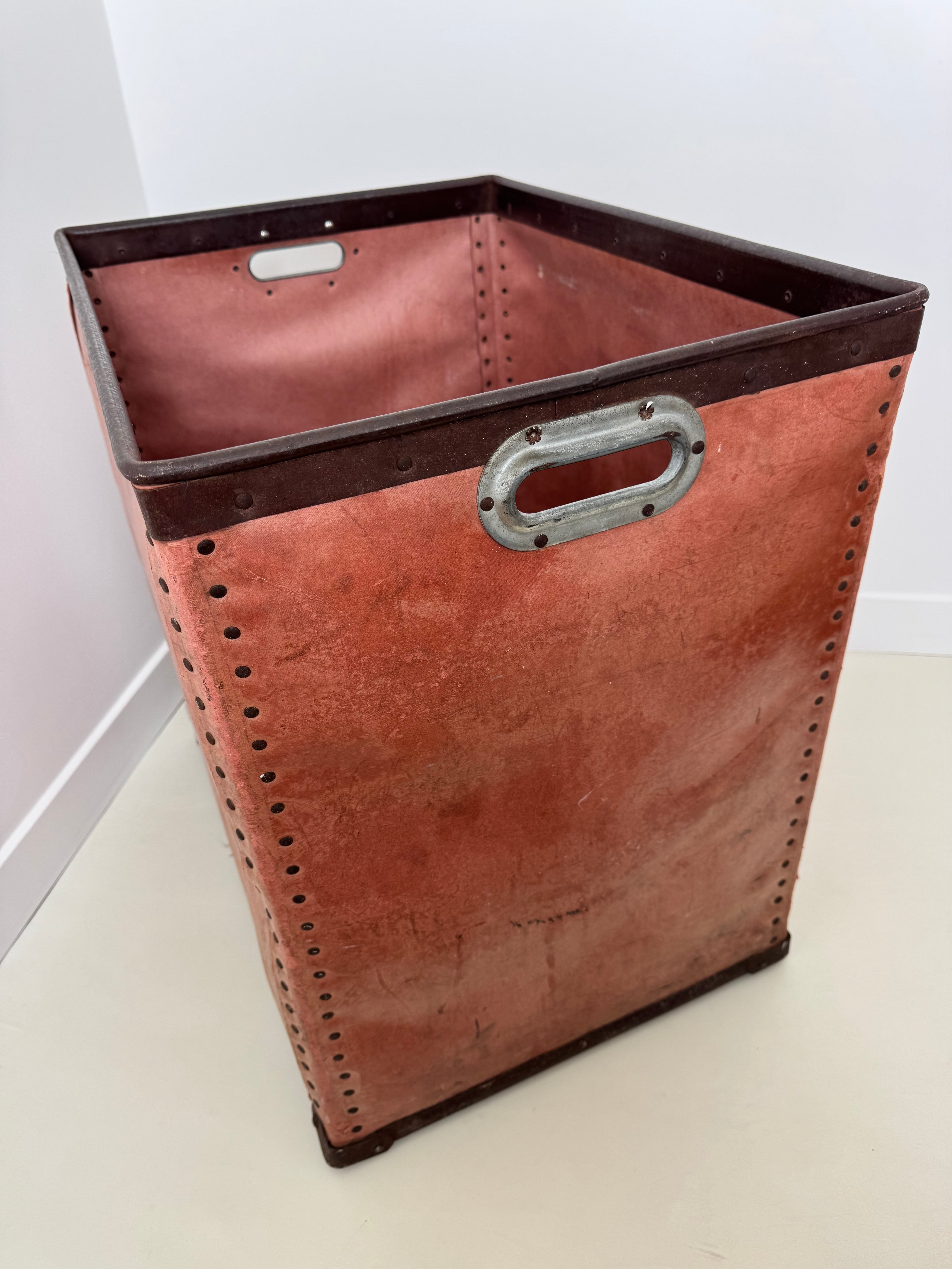 Future Nomads 1950,s French Suroy Storage Box | Jetsetbohemian