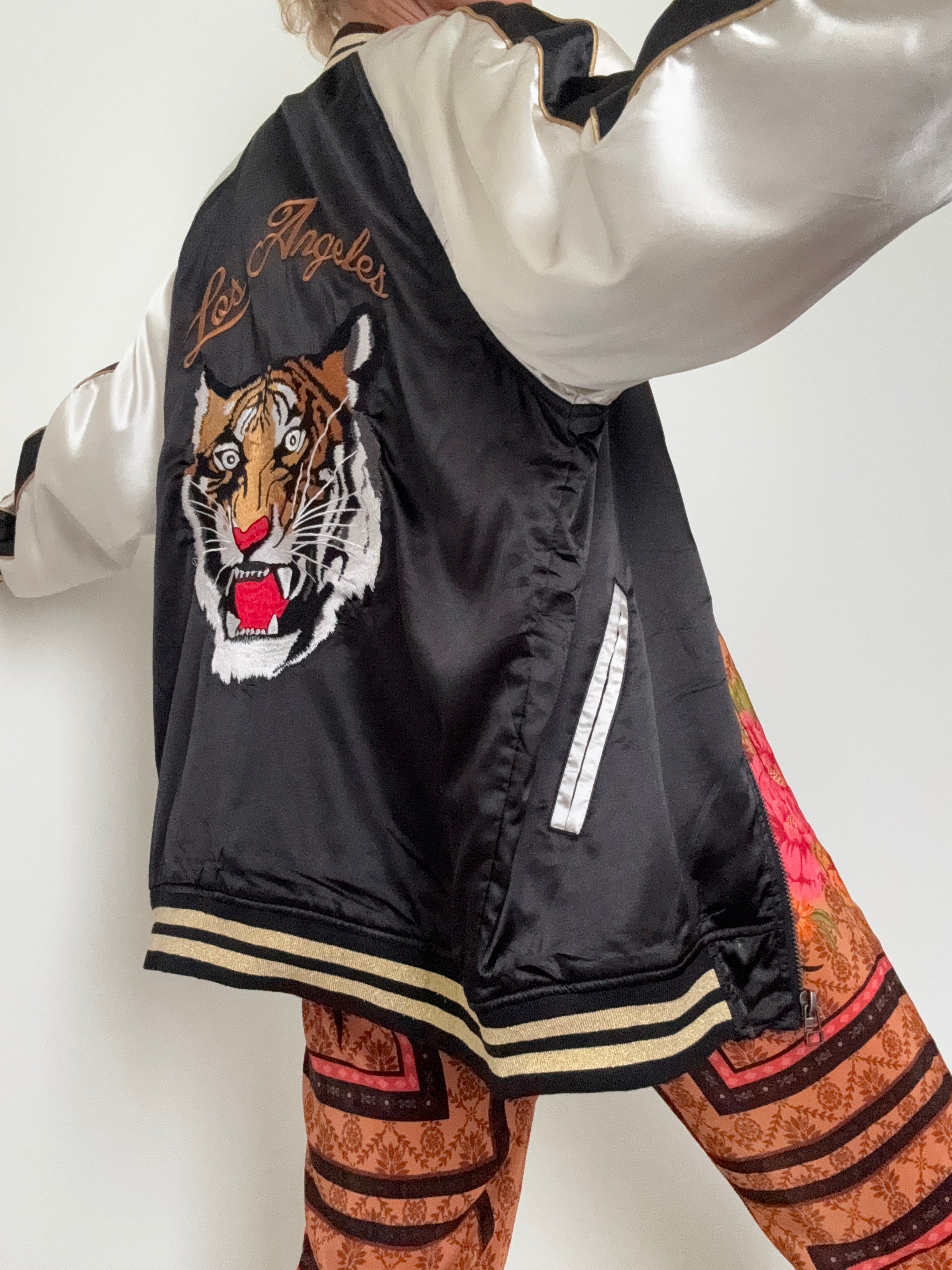 Future Nomads Jackets Large Los Angeles Satin Bomber