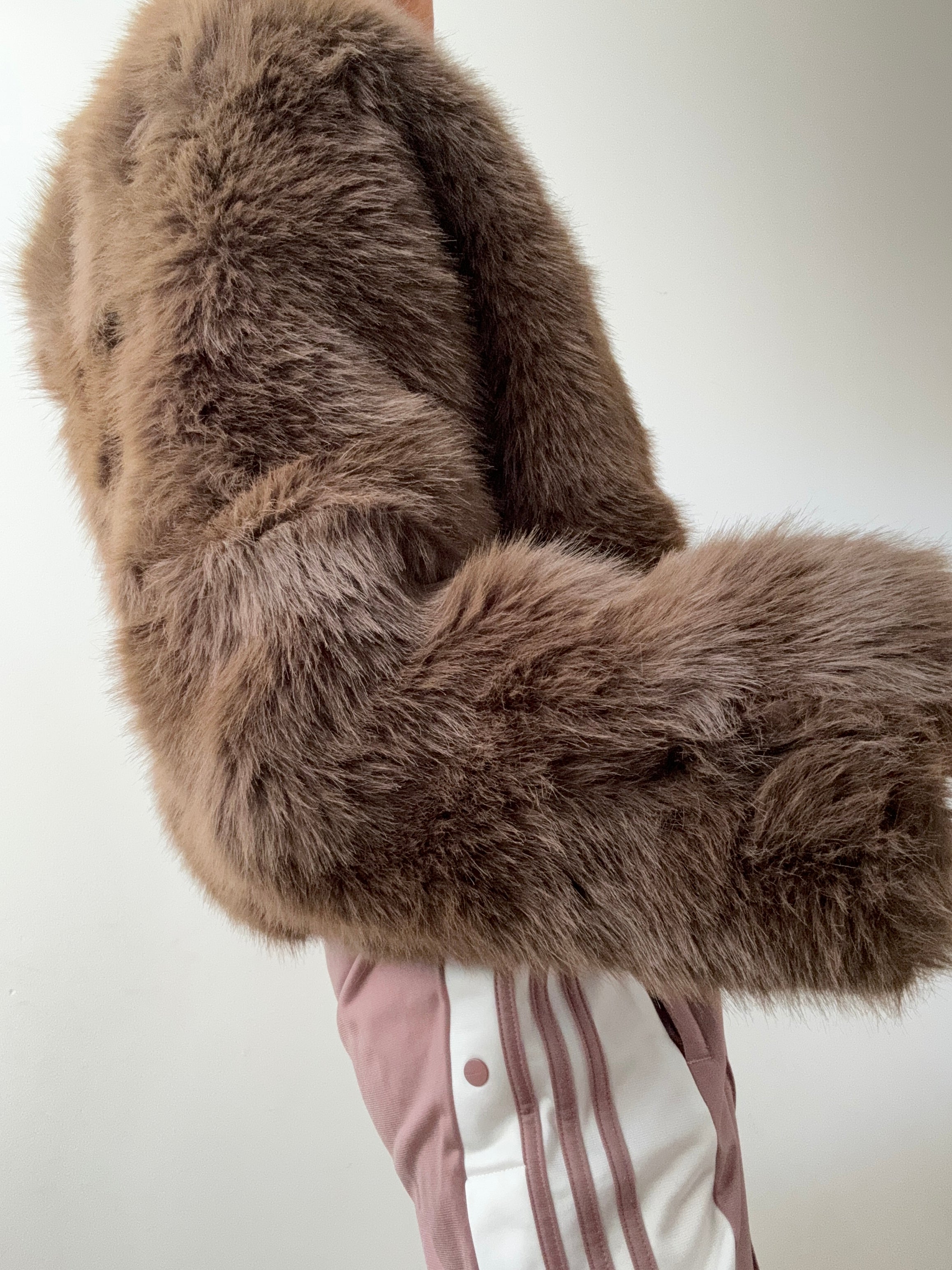 Future Nomads Jackets Medium Cropped Cacao Fur