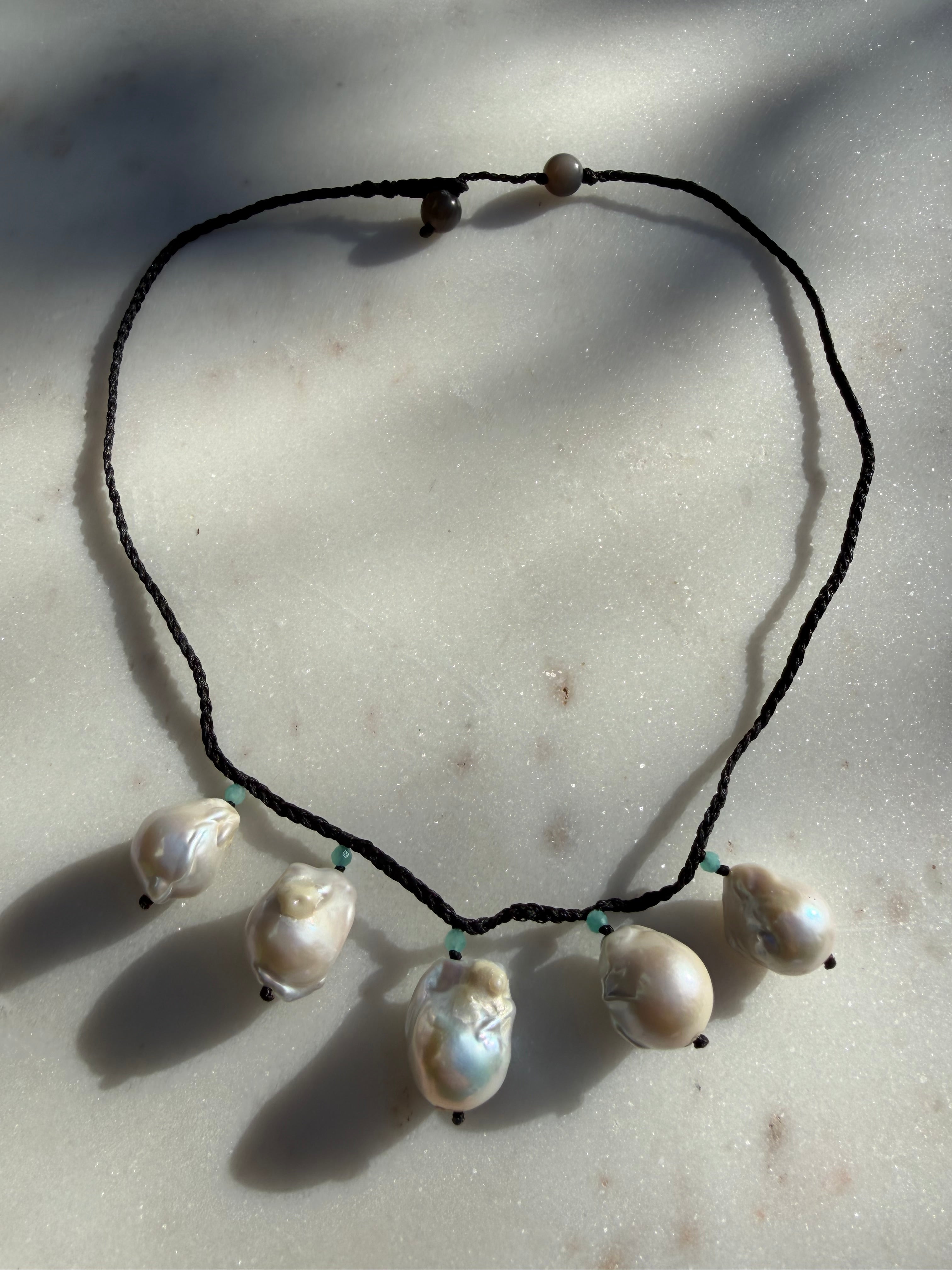 Moon Tide Pearl Necklace | Necklaces