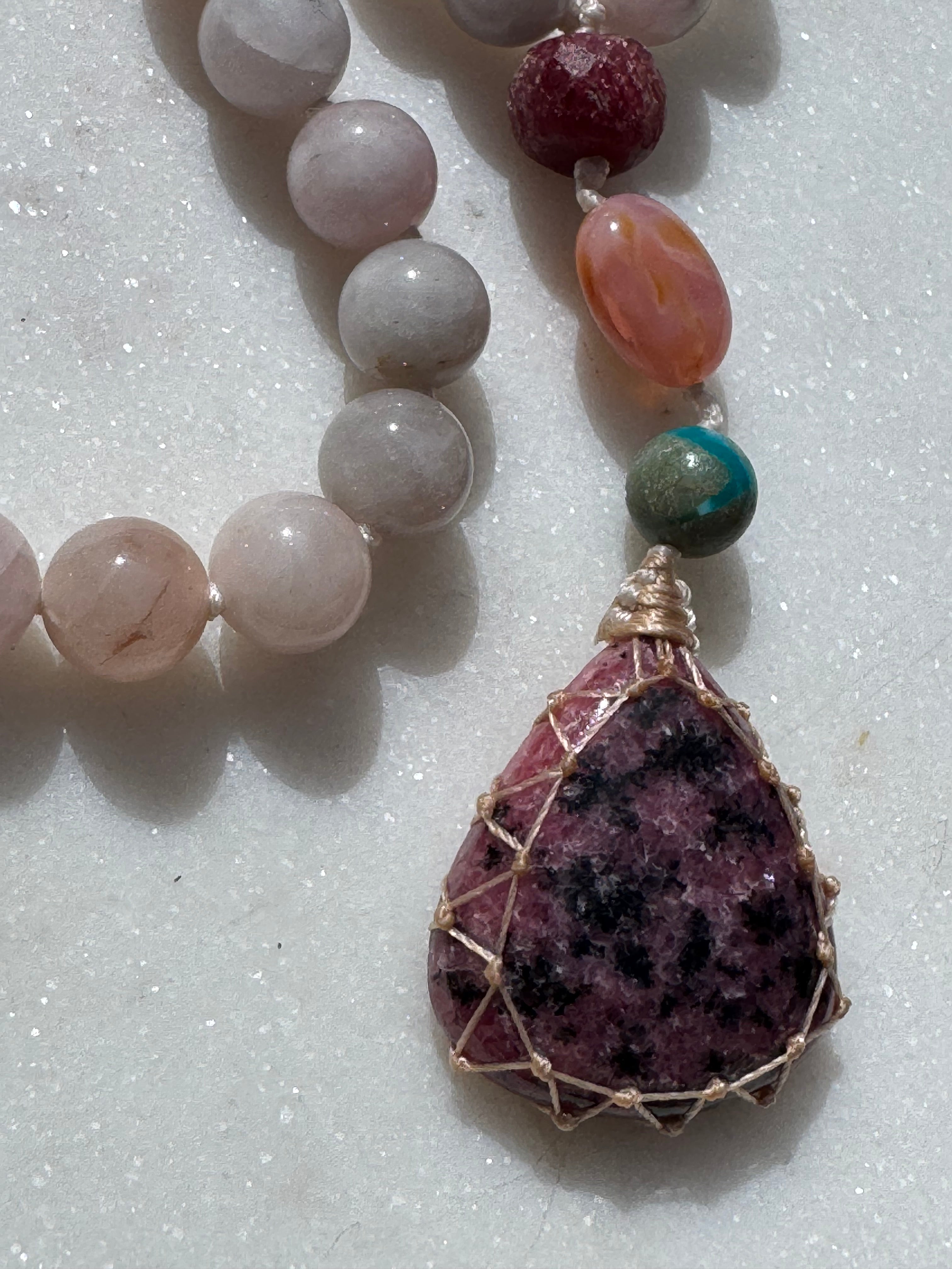 Future Nomads Necklaces One size Morganite & Rhodonite Crystal Mala 2