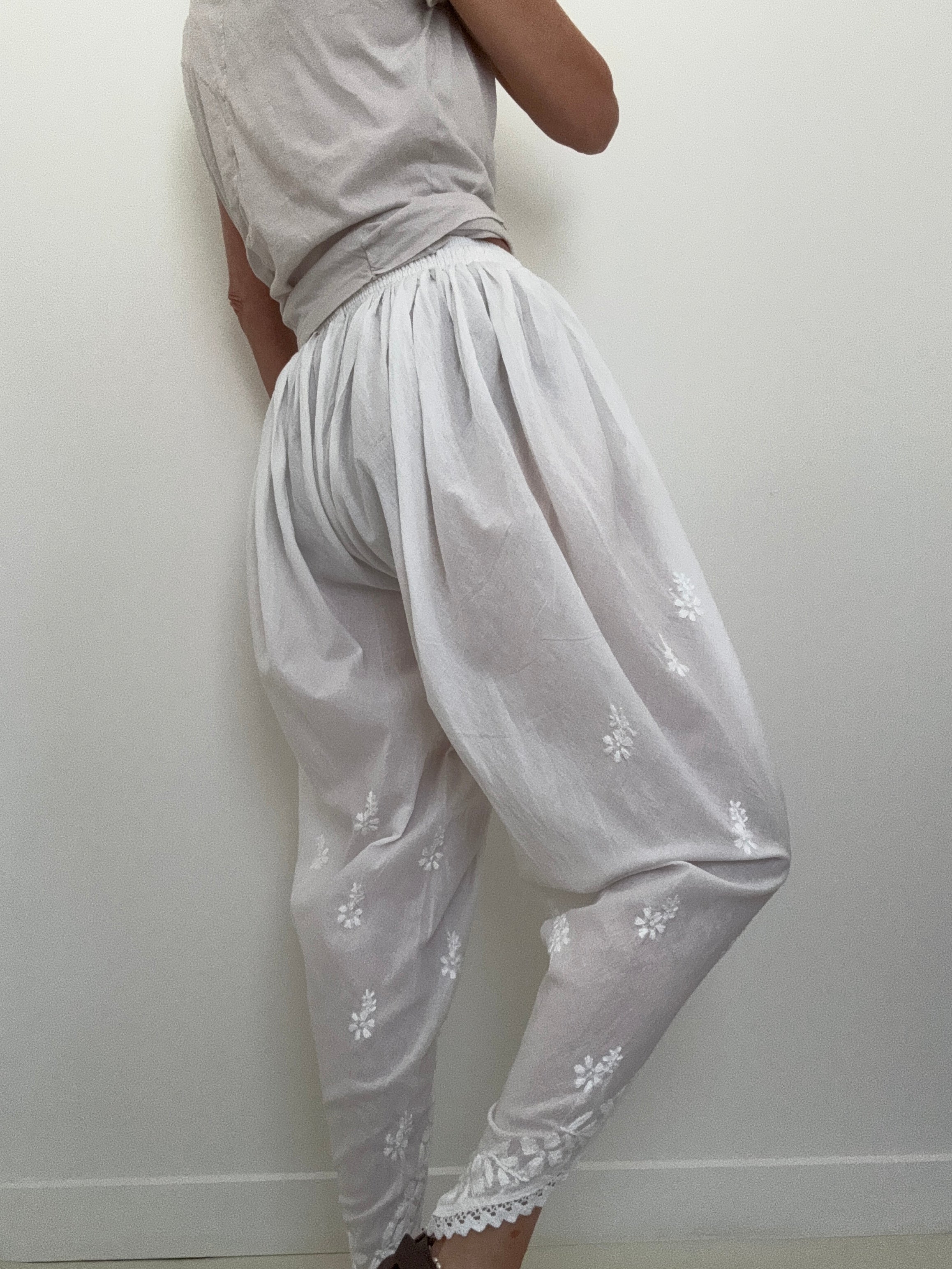 Future Nomads Pants Small-Medium Broderie Anglaise Harem Pants