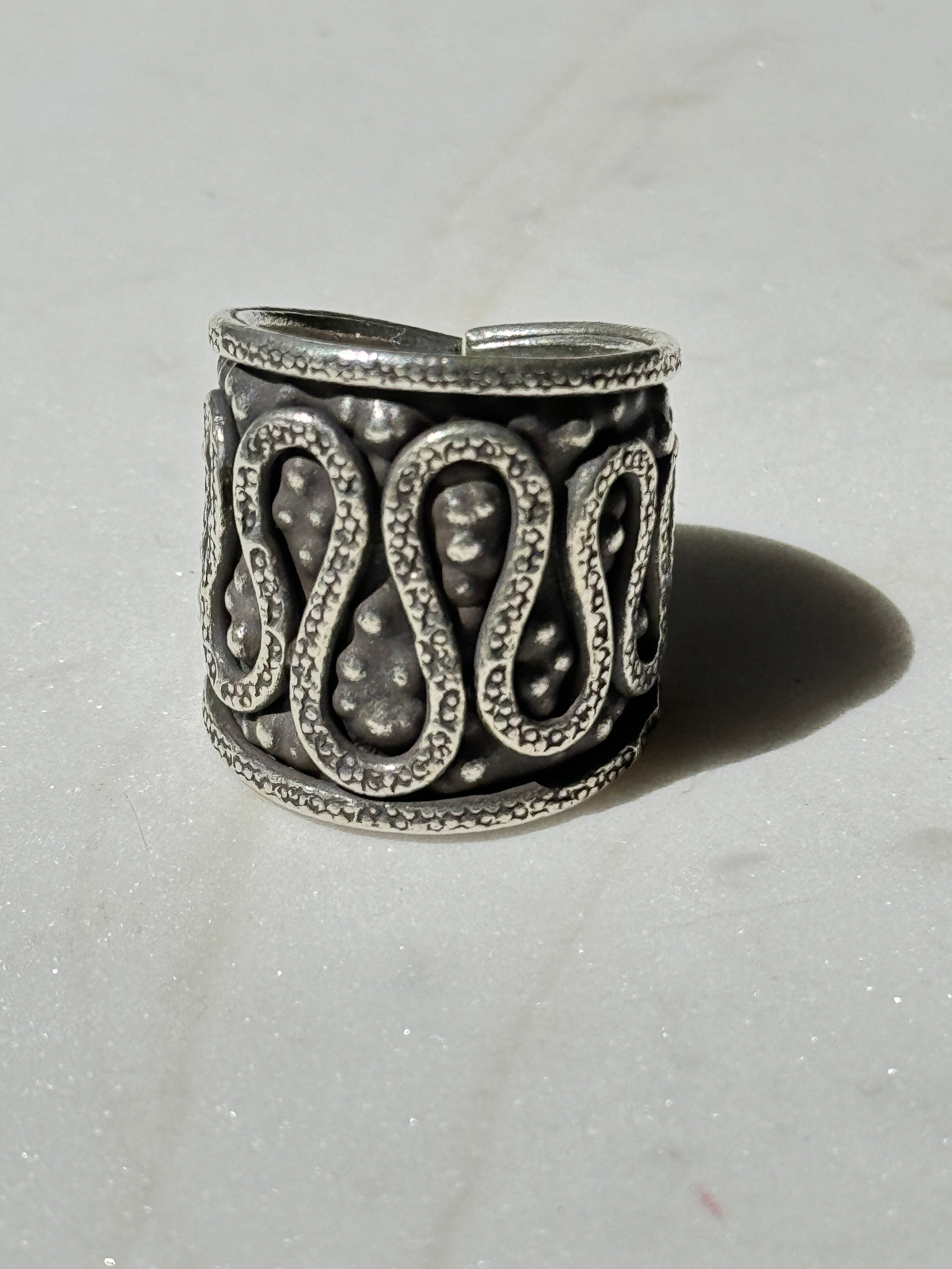 Future Nomads Rings 7 Snake Swirl Silver Ring
