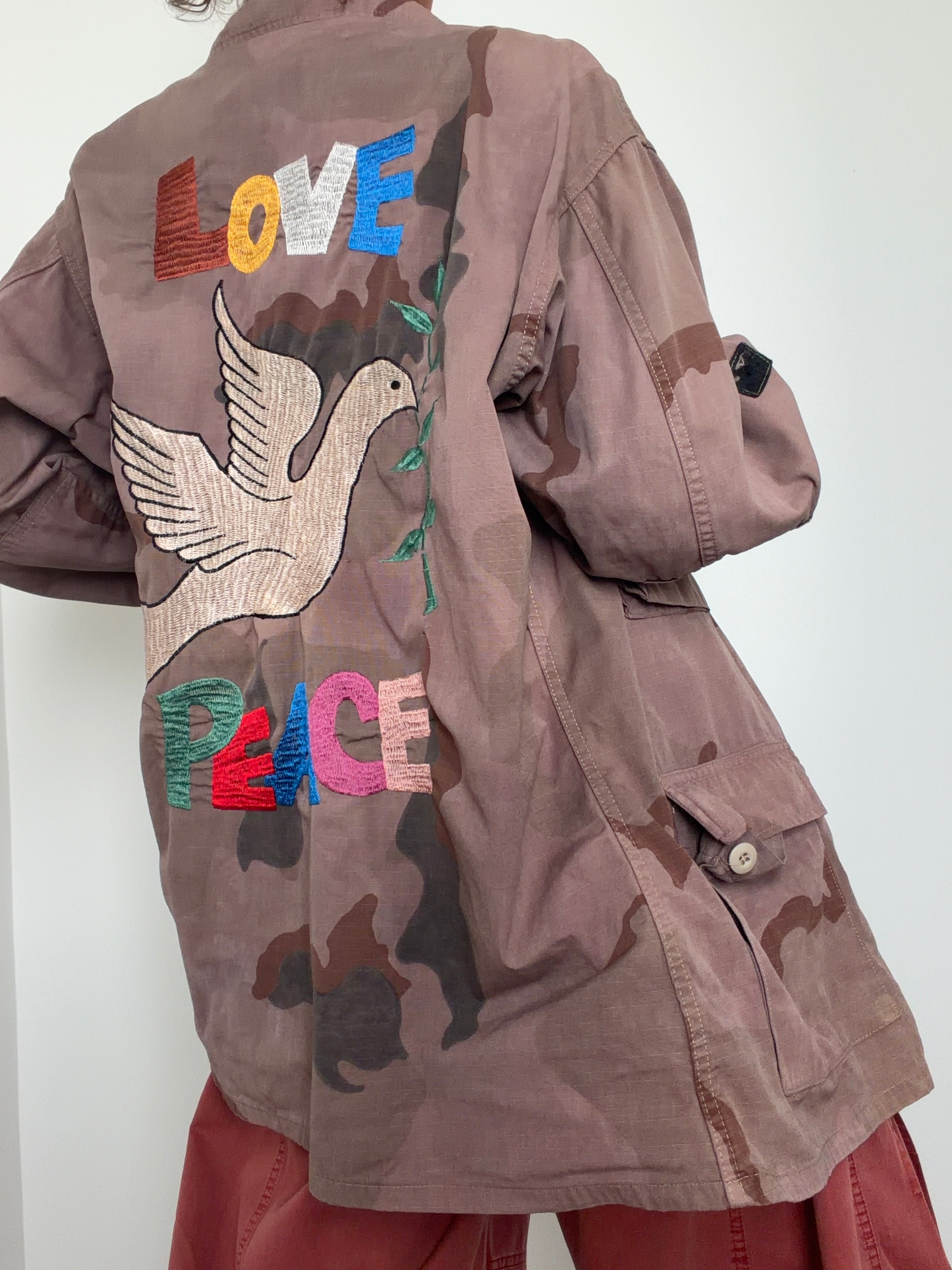 Future Nomads Shirts Dusty Camo Peace & Love Army