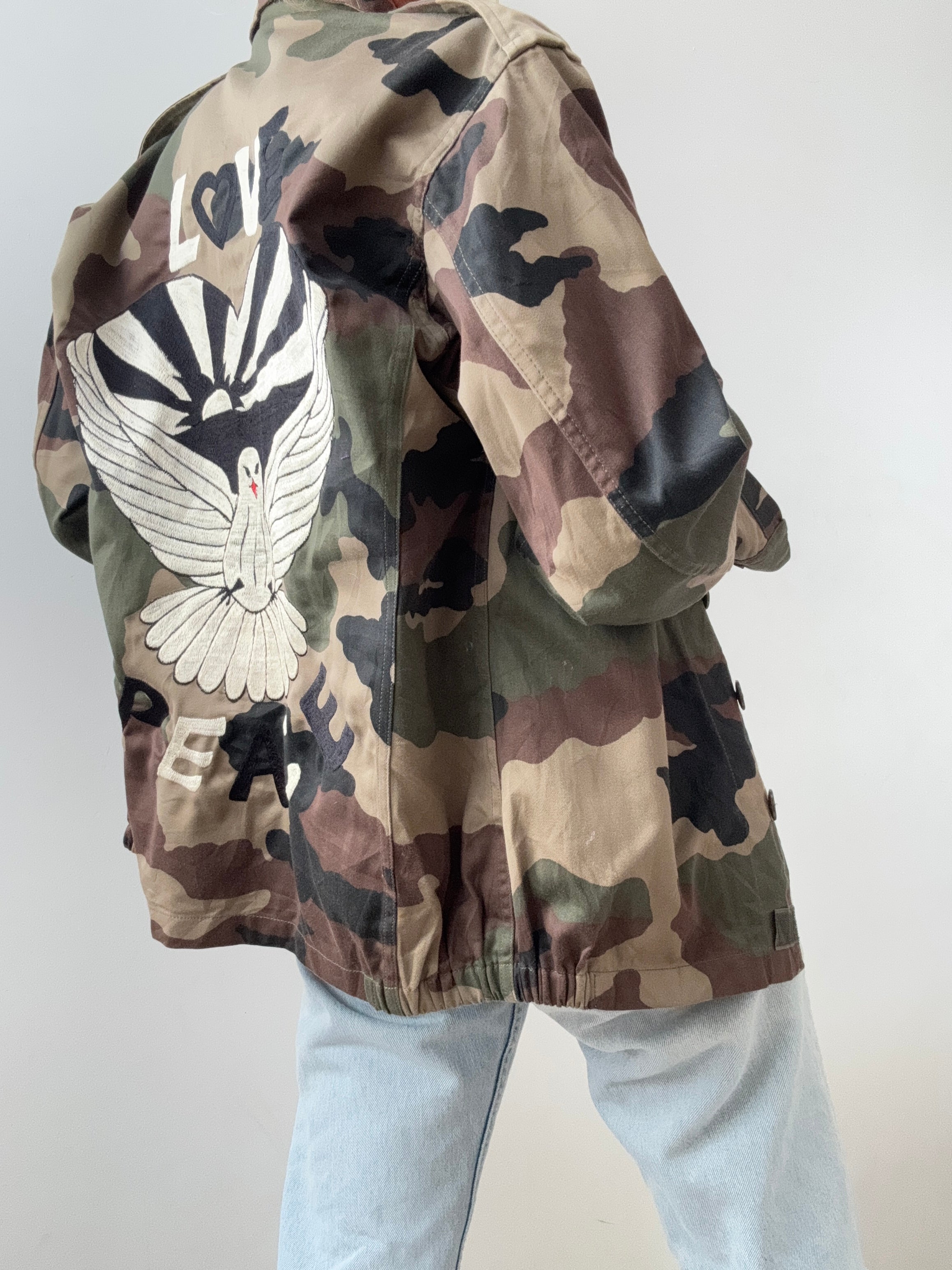 Camo Peace & Love AW252 | Shirts