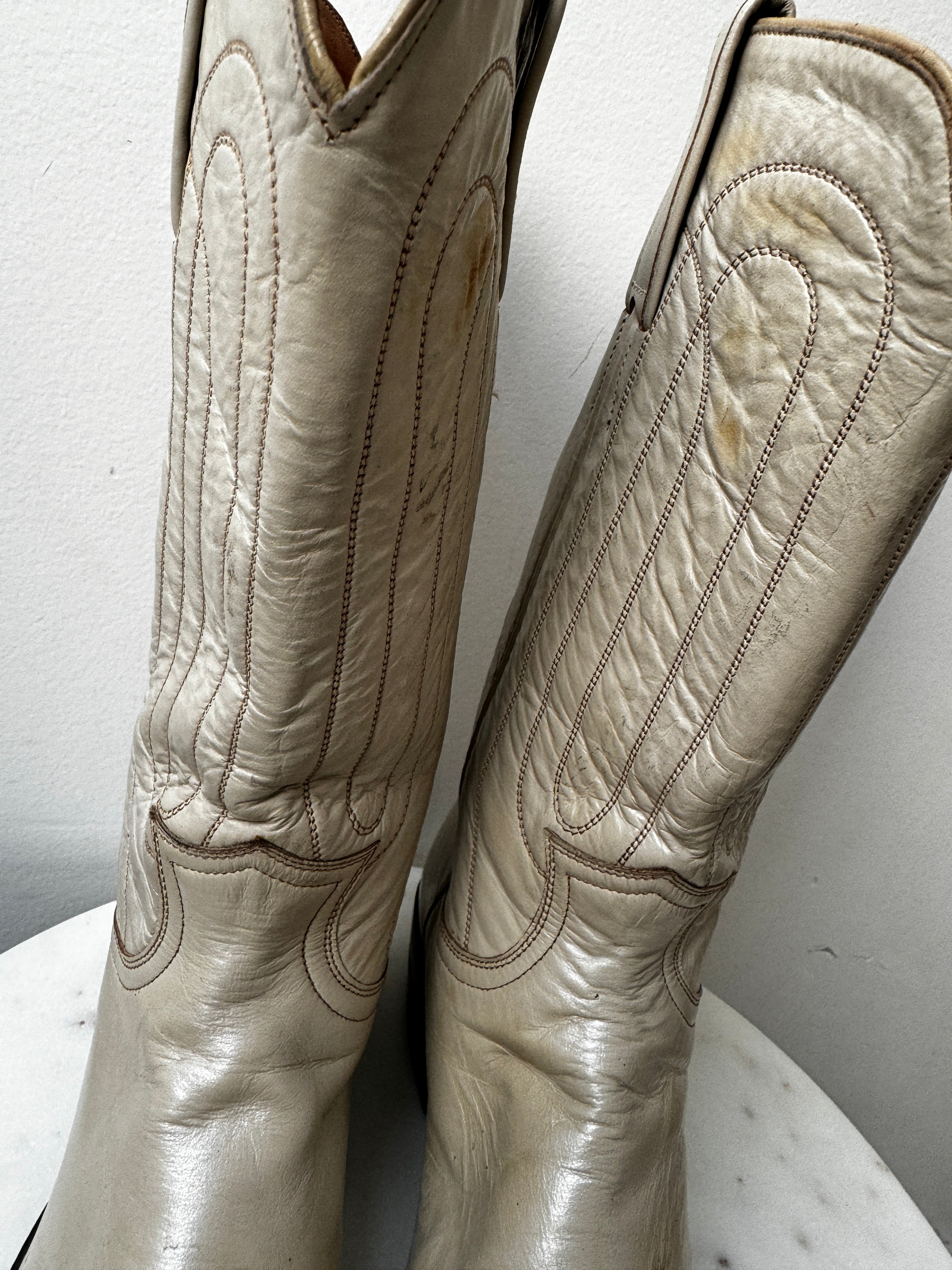 Justin Cowboy Boots Biege | Shoes