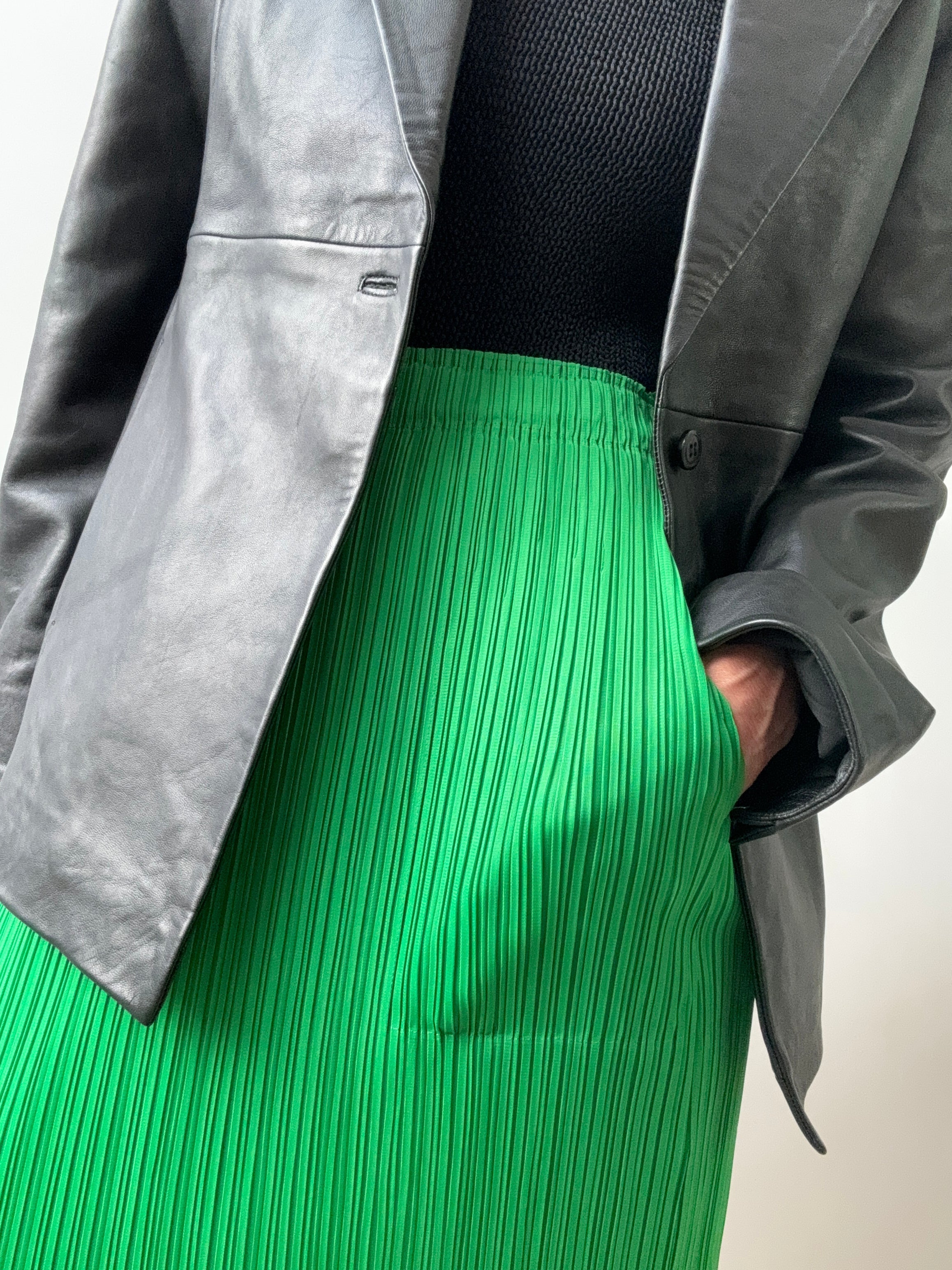 Pleated Skirt Green | Skirts