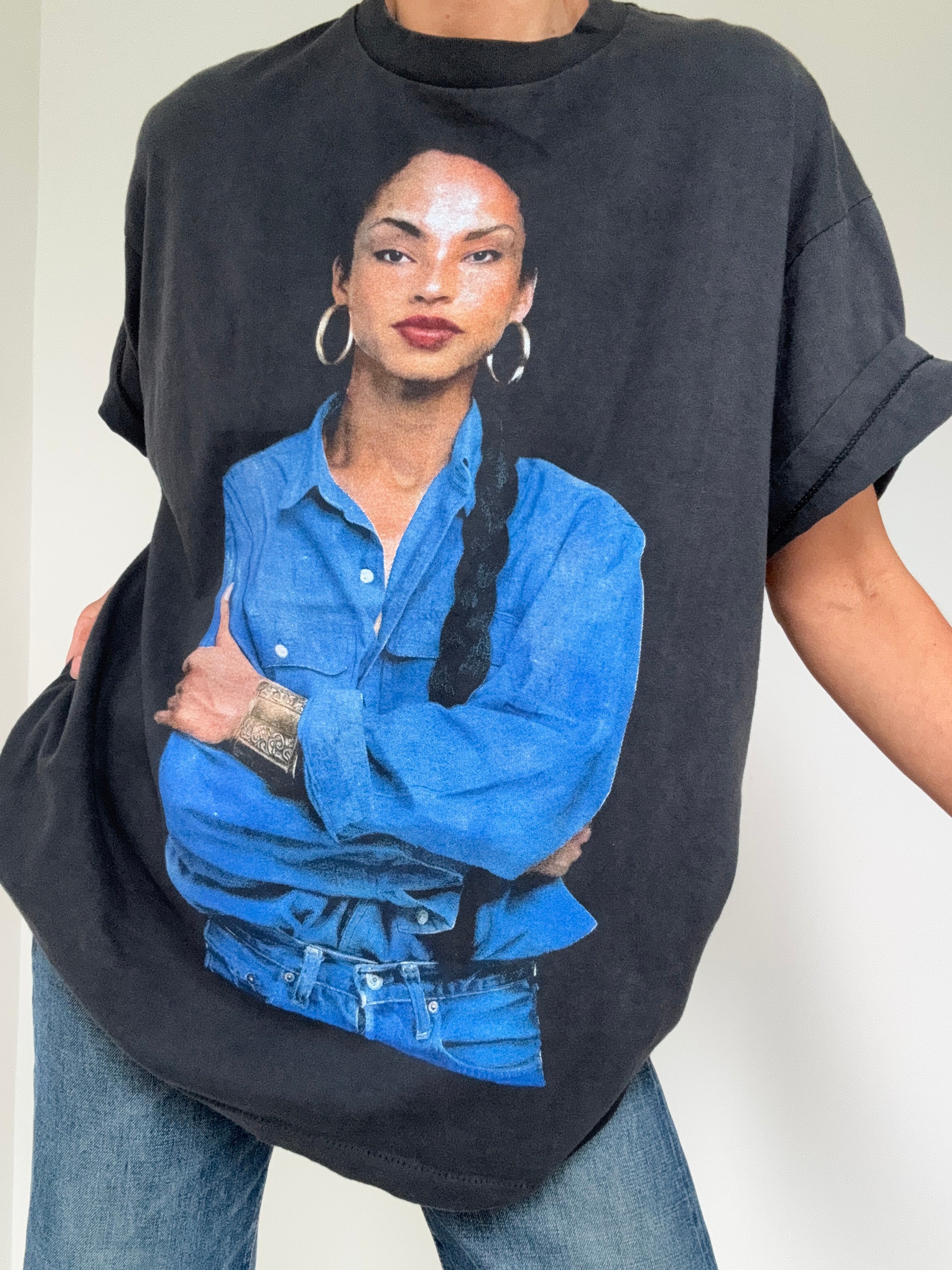 Future Nomads T-Shirts Faded Black Sade Tee