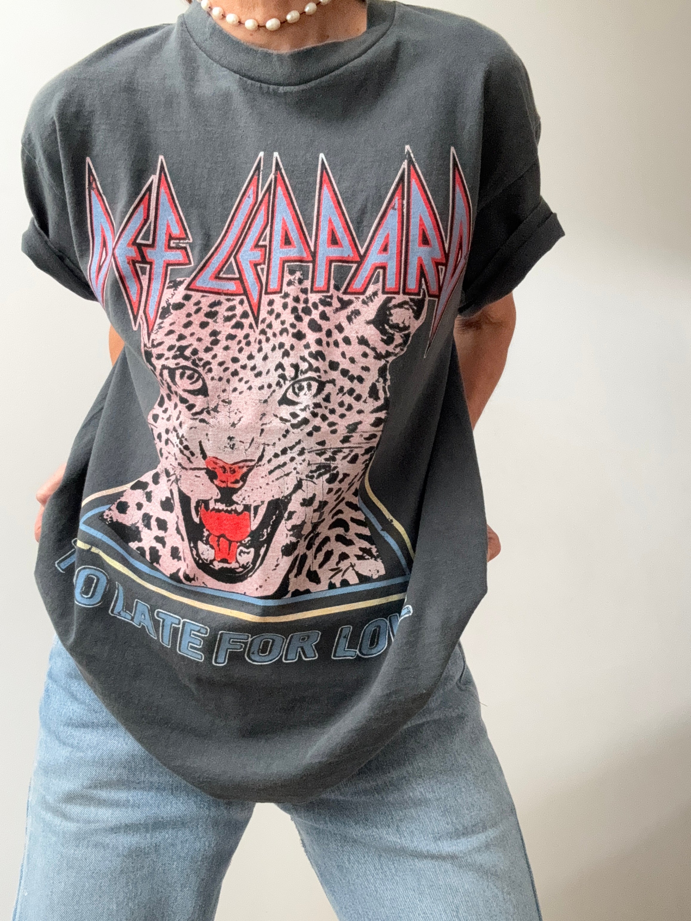 Future Nomads Tops Def Leppard Vintage Style Tee