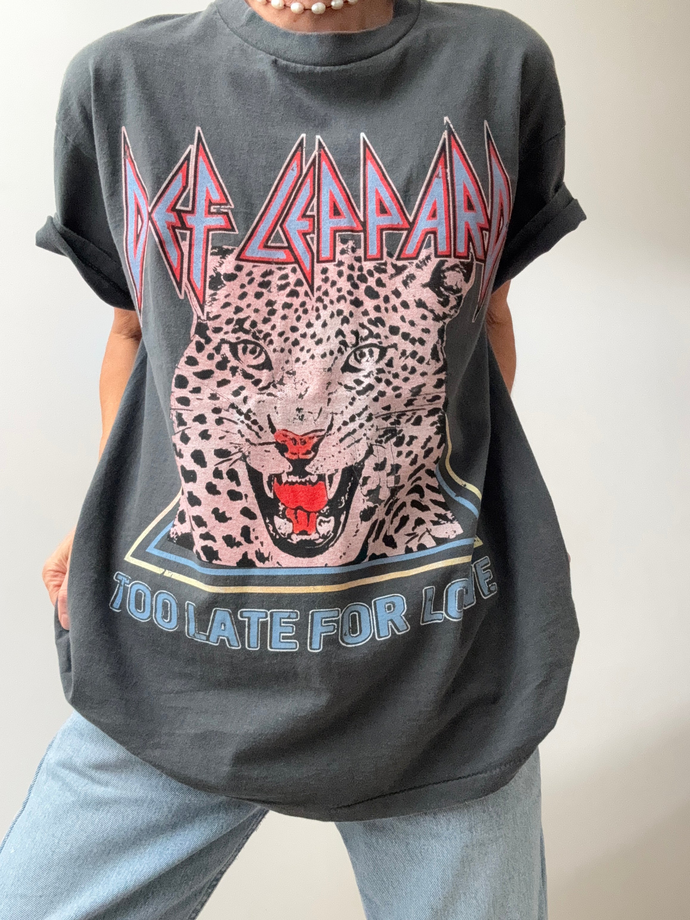 Future Nomads Tops Def Leppard Vintage Style Tee