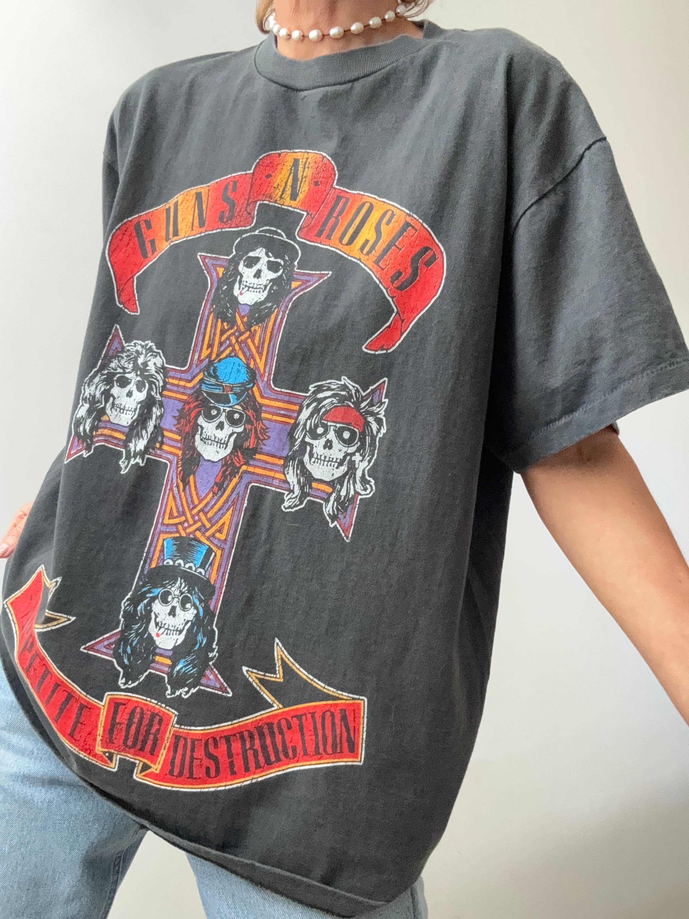 Guns N Roses Vintage Style Tee | Tops