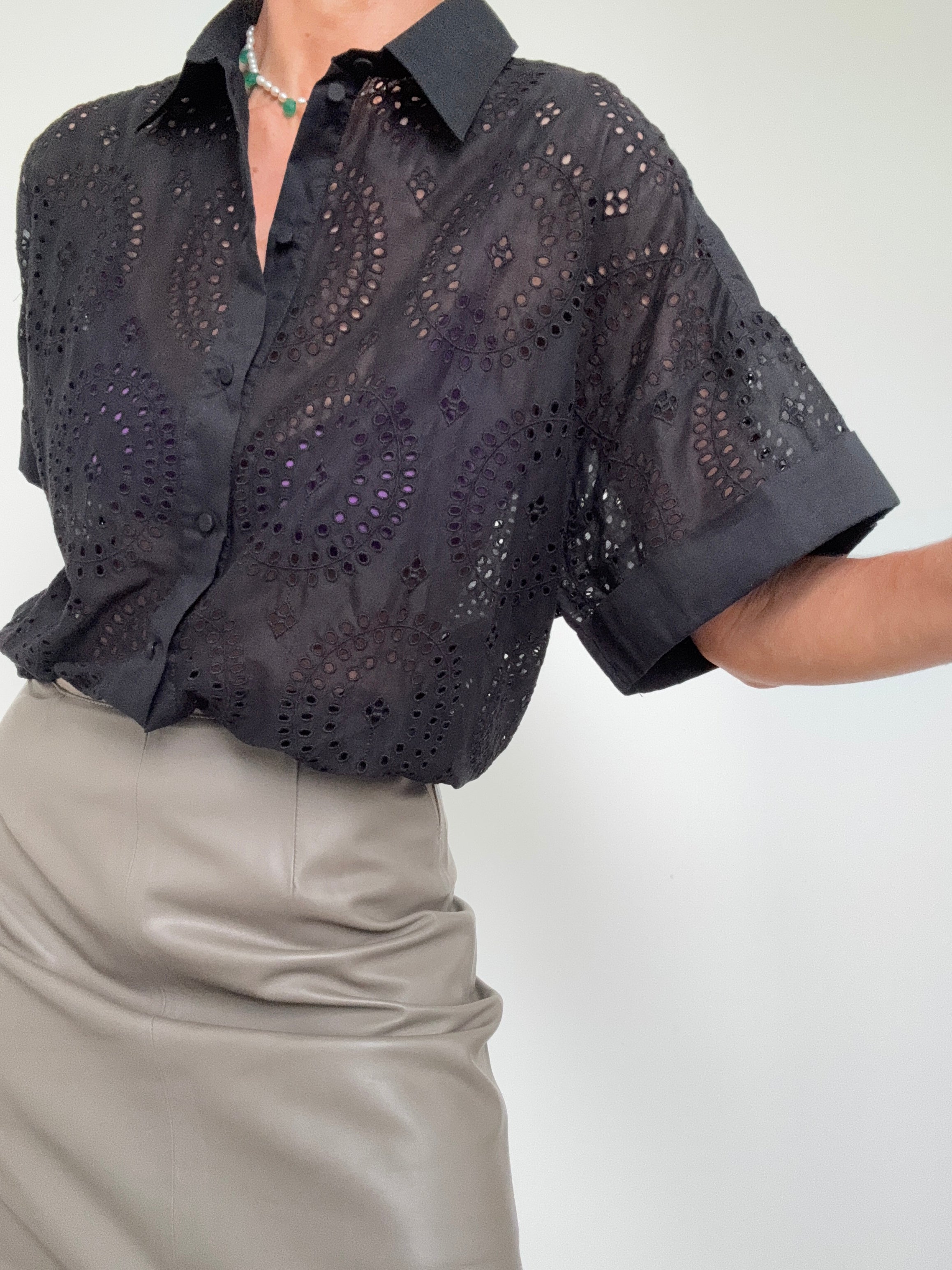 Bisenas Broderie Anglaise Shirt Black | Tops