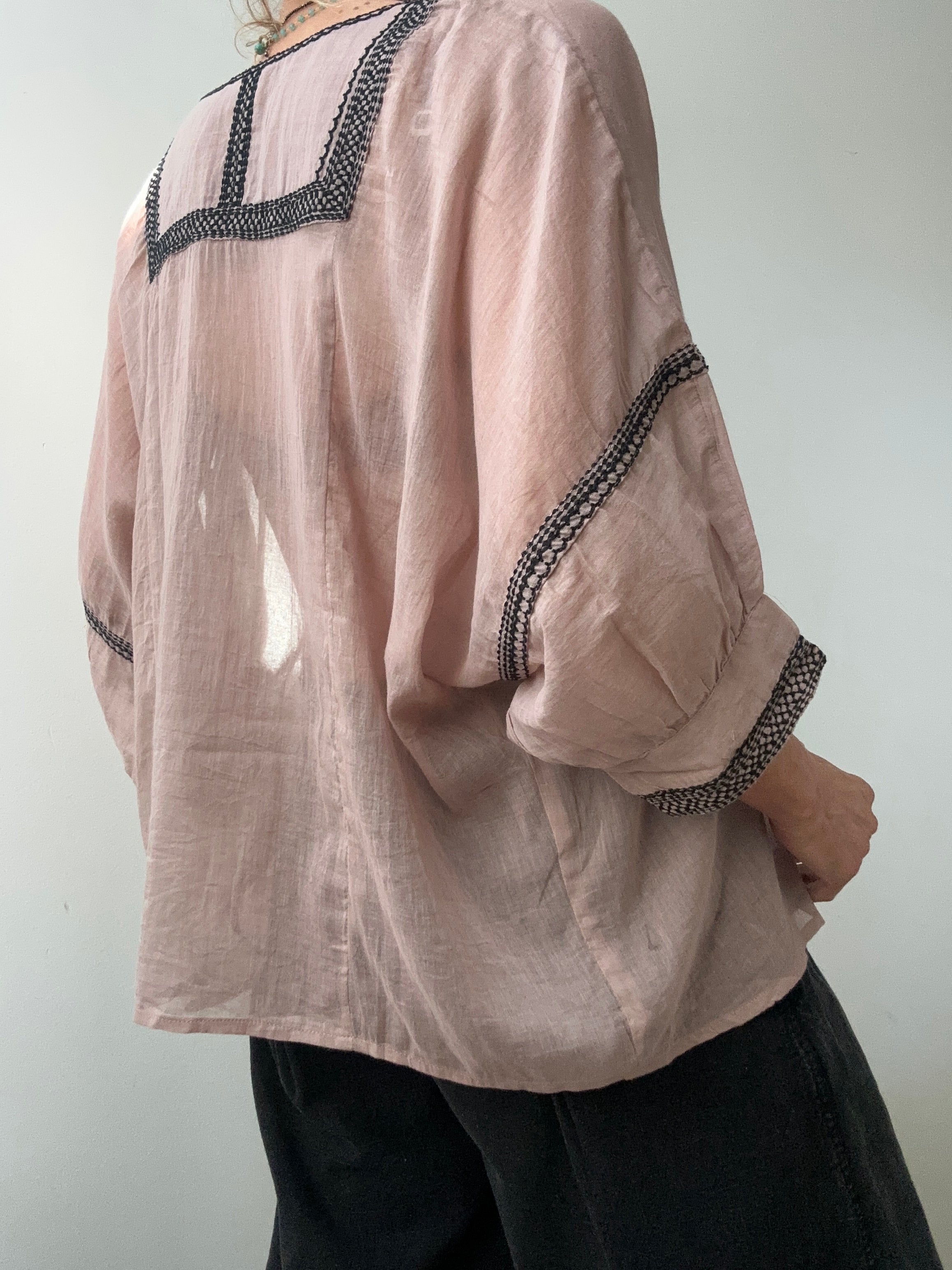 Jetsetbohemian Tops One Size Cotton Bib Blouse in Dusty Pink