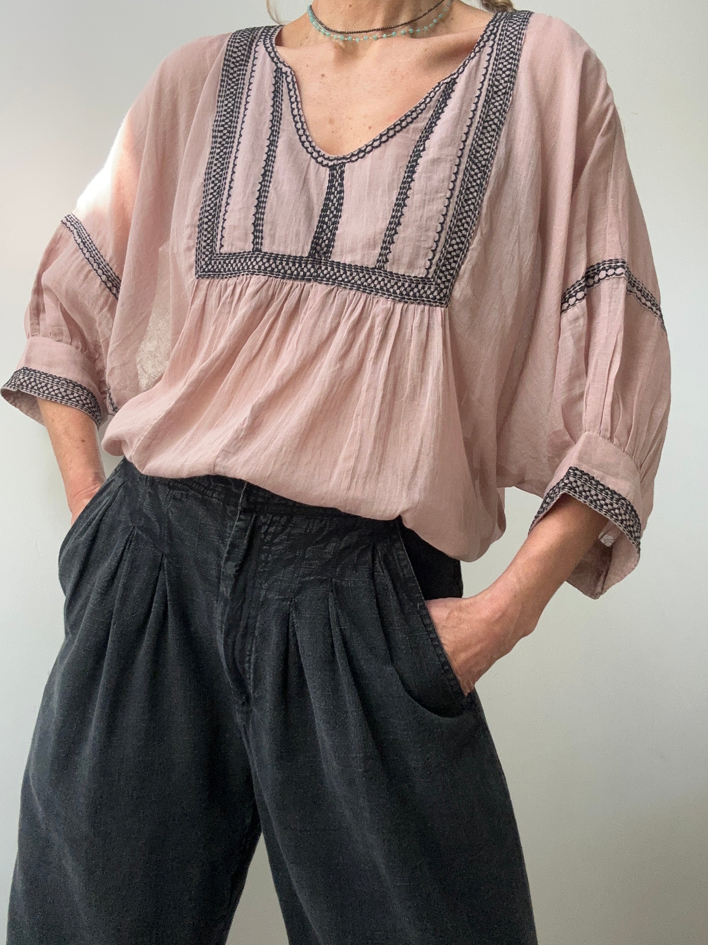 Jetsetbohemian Tops One Size Cotton Bib Blouse in Dusty Pink