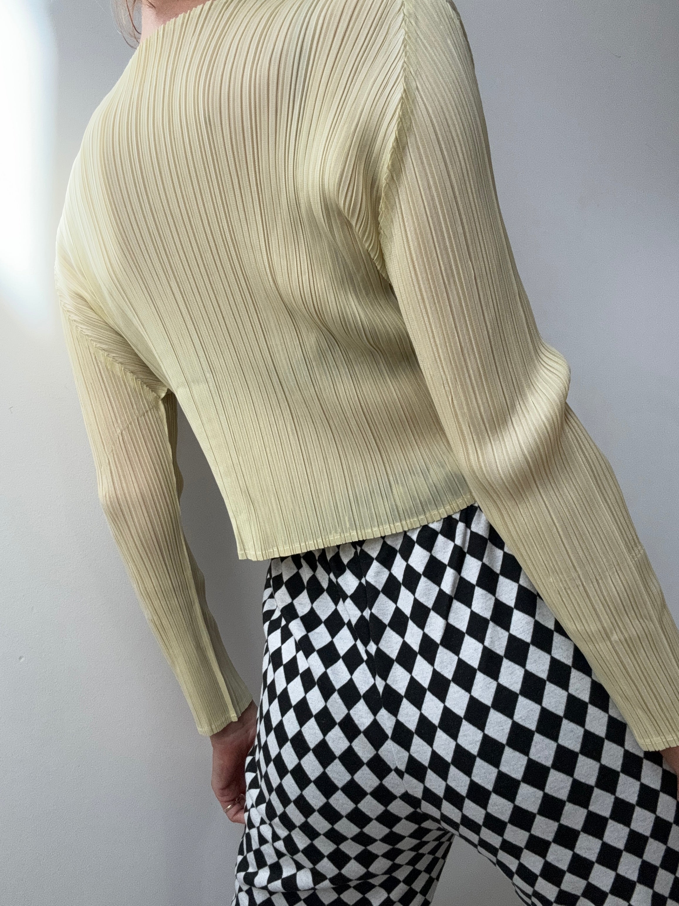Jetsetbohemian Tops One Size Pleat Me Long Sleeve Crop Top Straw