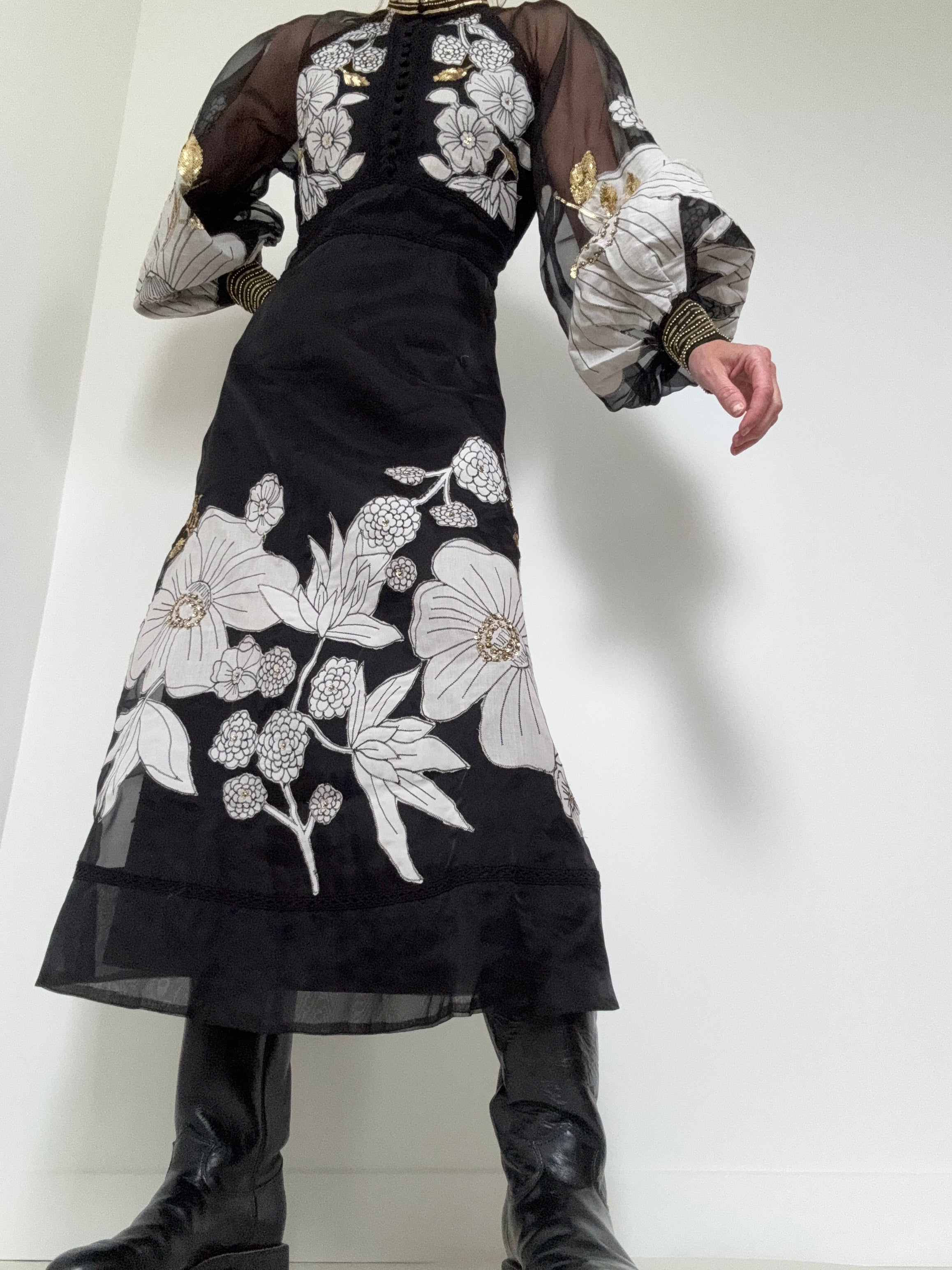 Organdie Applique Midi Dress Black | Dresses