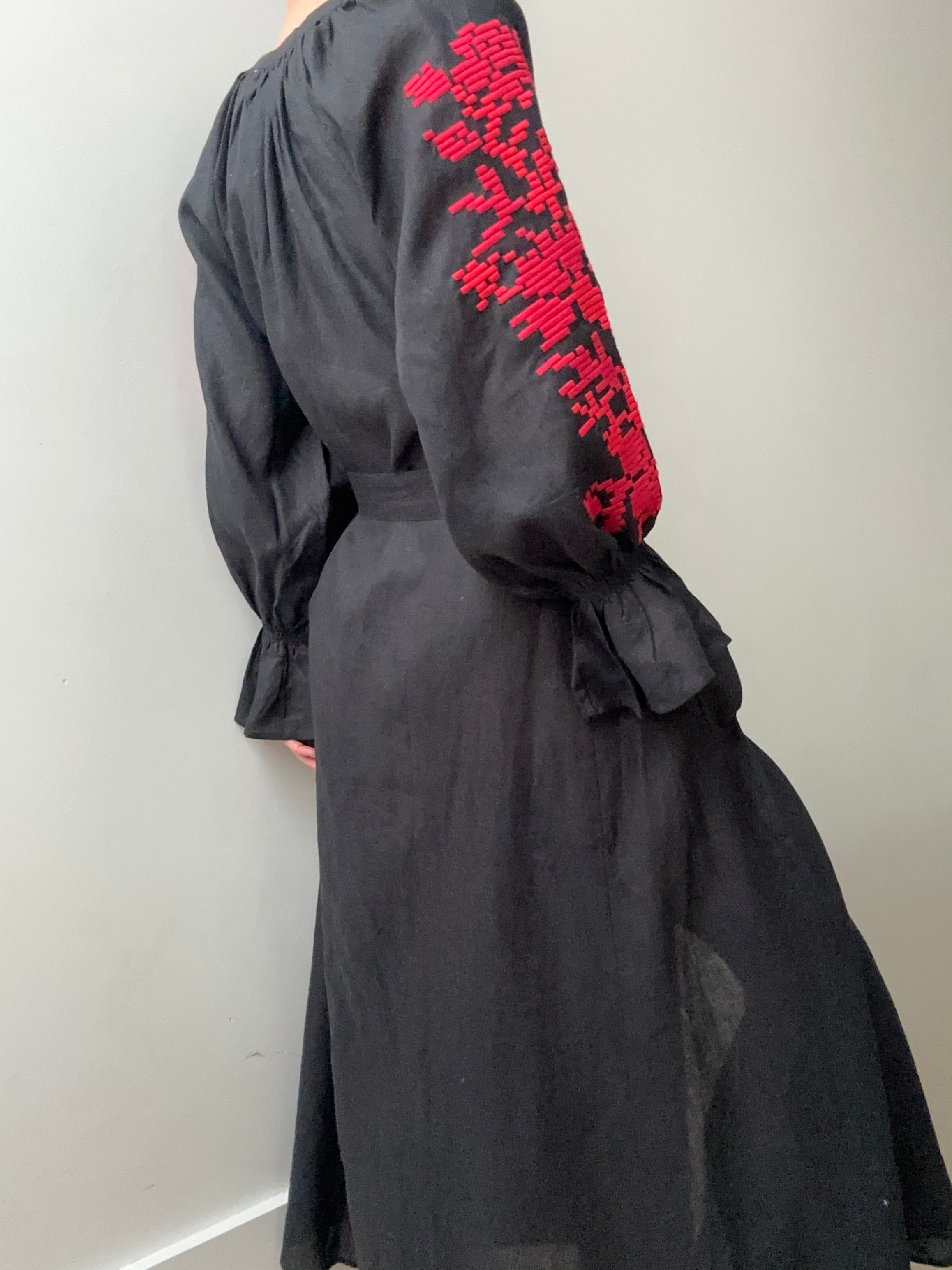 March 11 Dresses March 11 Maxi Dress Black Red