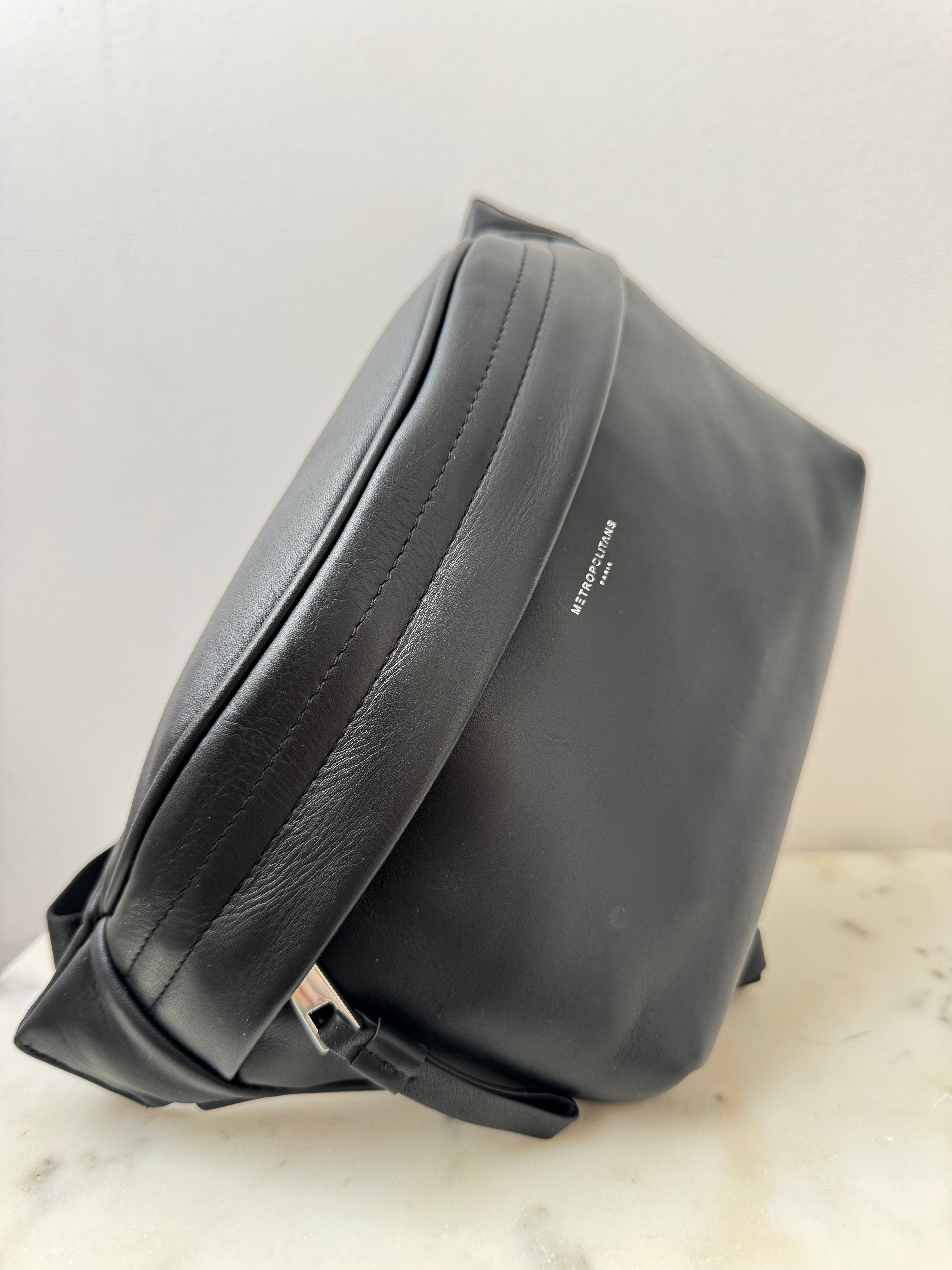 Metropolitans Black Leather Belt Bag | Bags