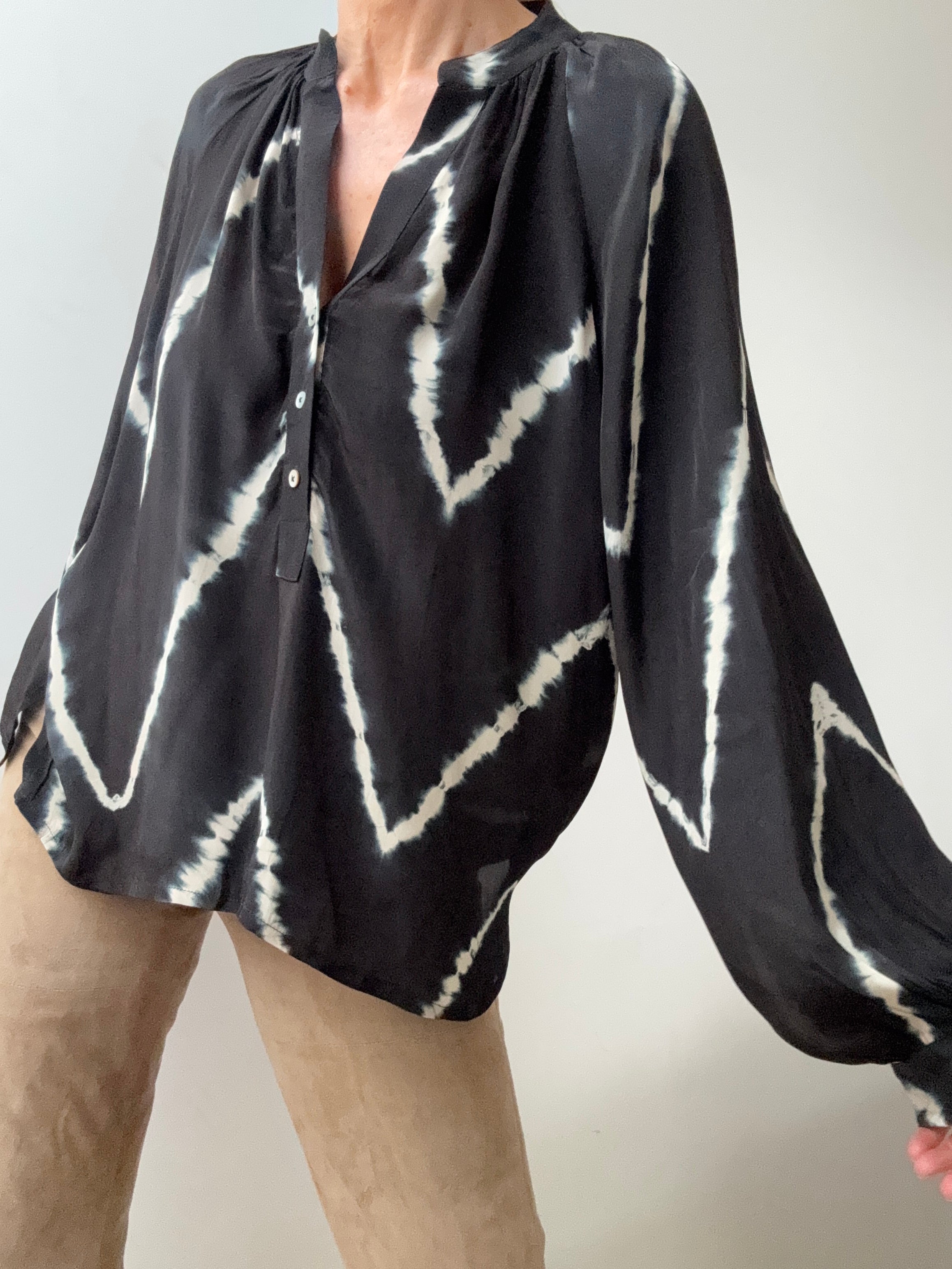 Nous Antwerp Blouses Tie Dye Ella Blouse Black