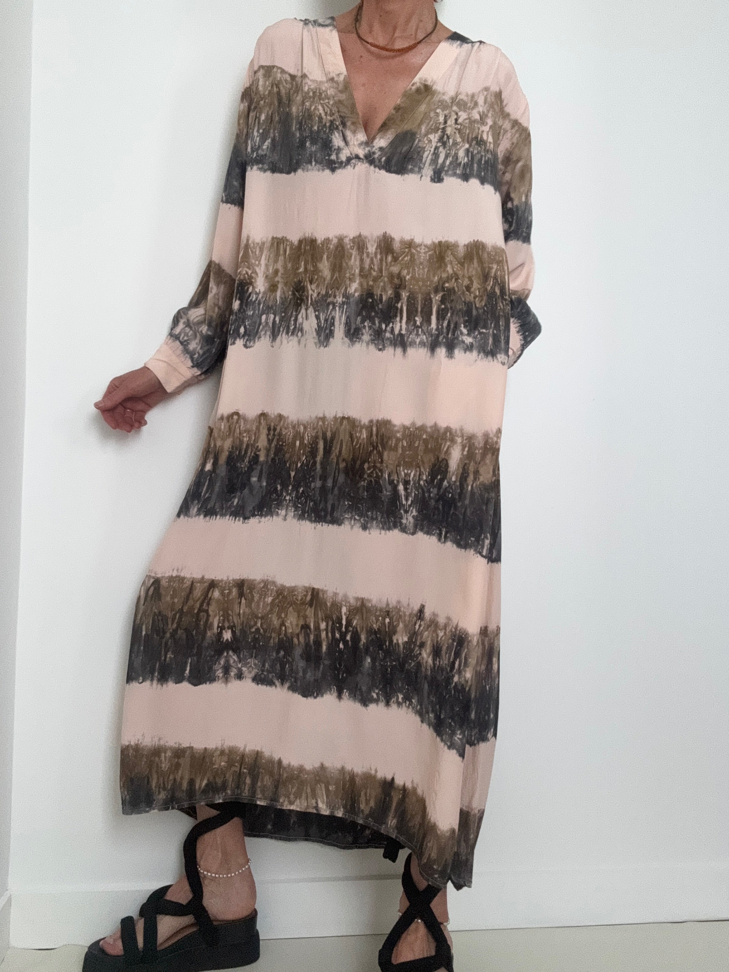 Erika Dress Khaki Blush Tiedye | Dresses