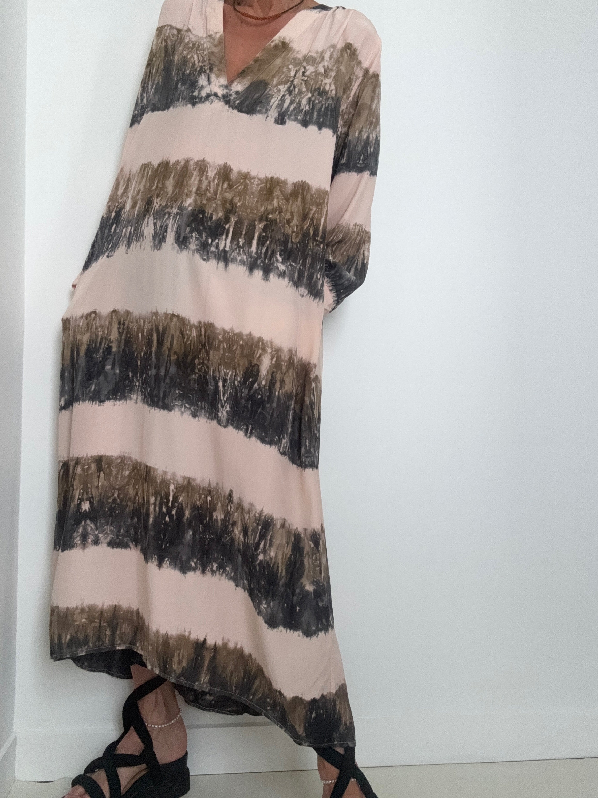 Erika Dress Khaki Blush Tiedye | Dresses