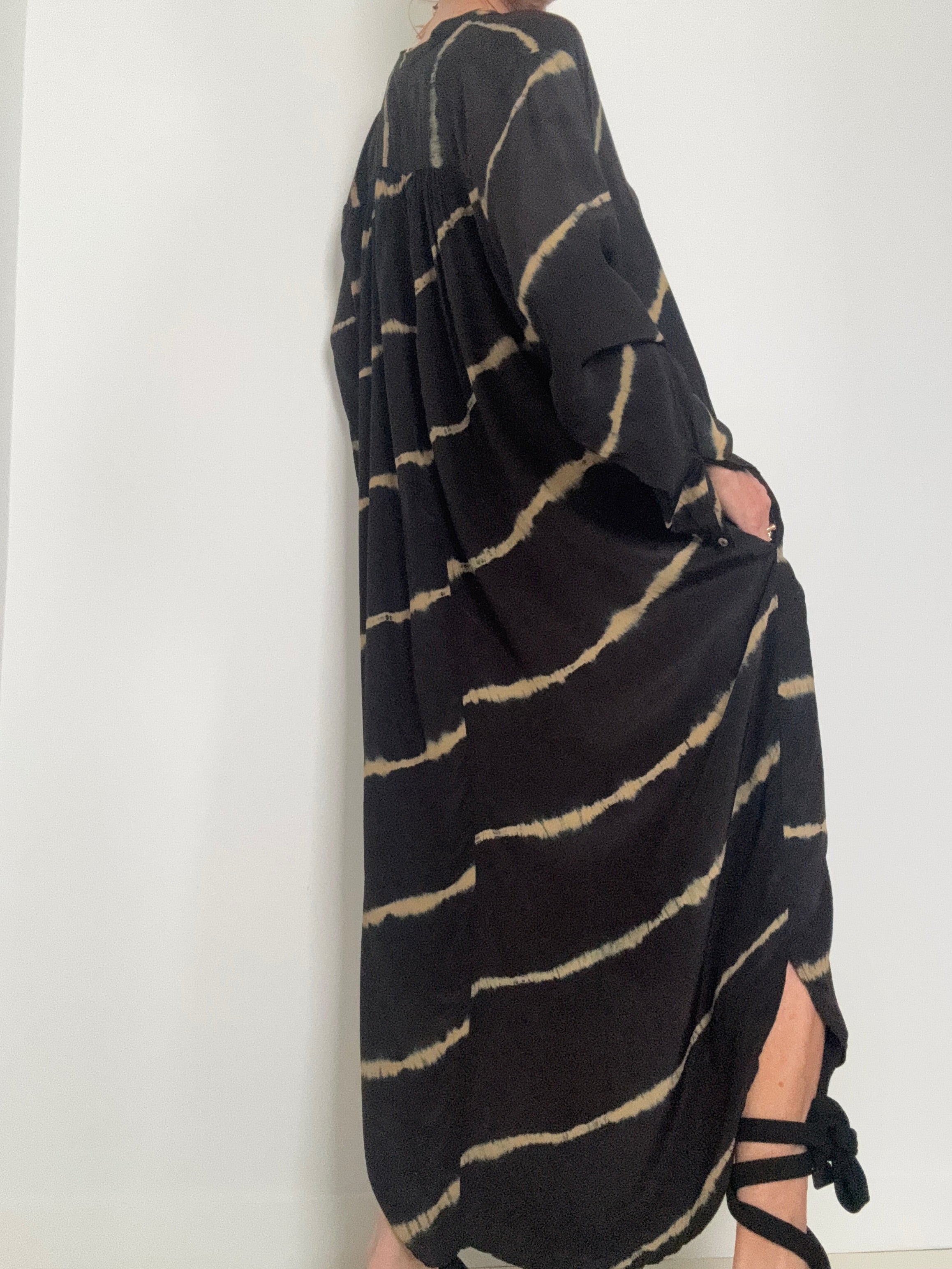 Nous Antwerp Dresses Nous Antwerp Lea Dress Black Latte