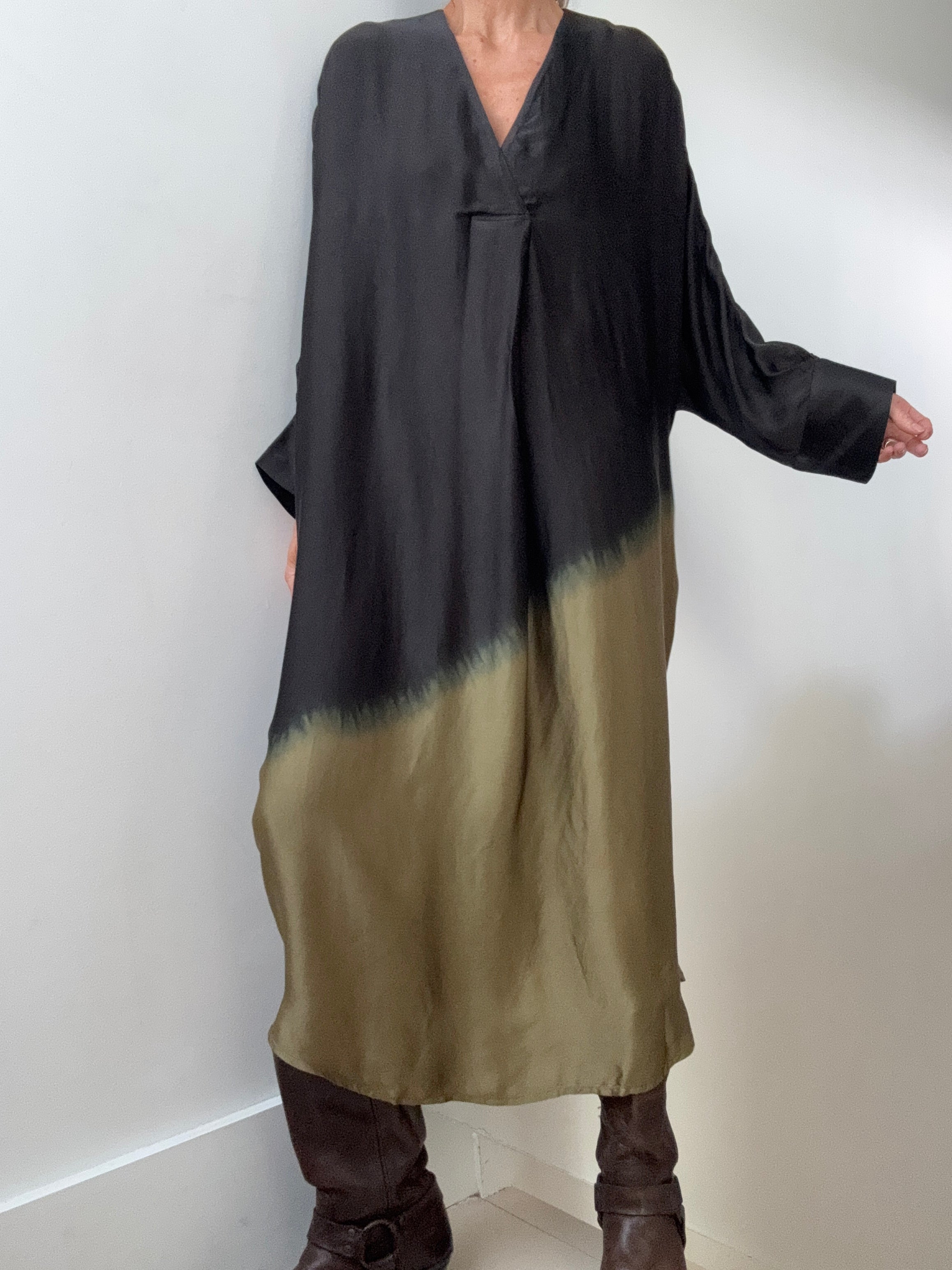 Nous Antwerp Dresses Ombre Erika Dress Khaki Green