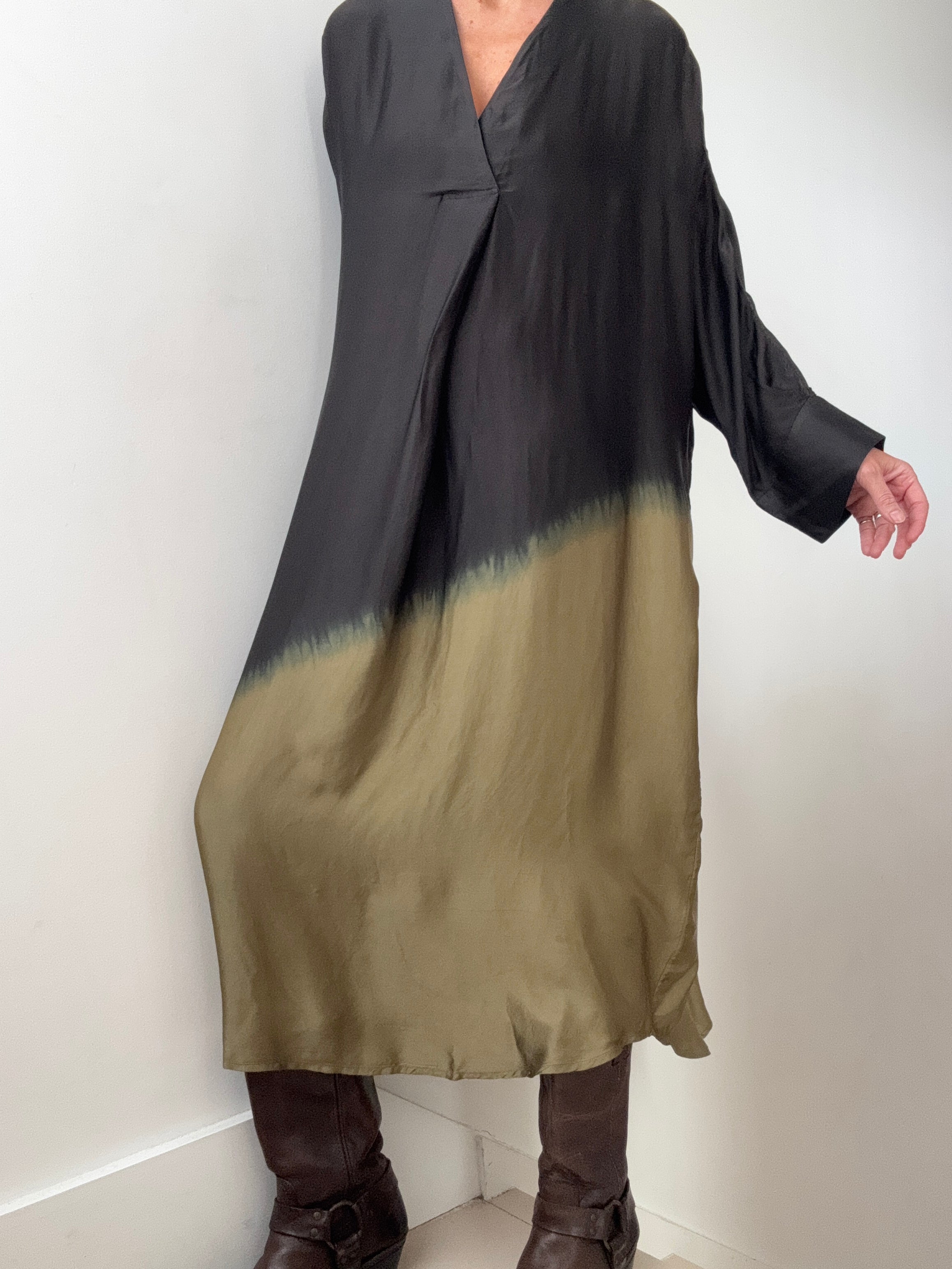 Nous Antwerp Dresses Ombre Erika Dress Khaki Green