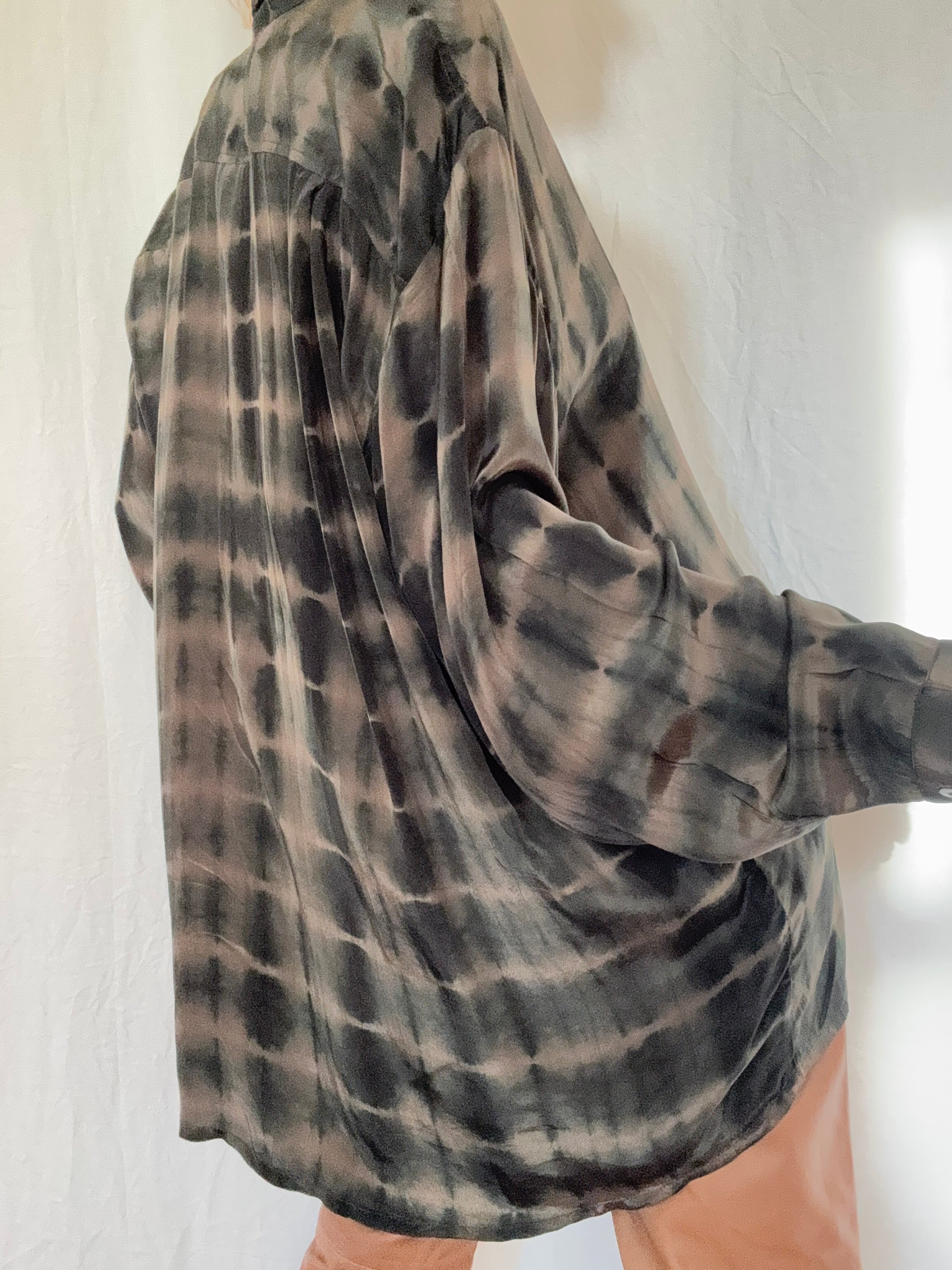 Meganne Blouse Khaki Tiedye | Shirts
