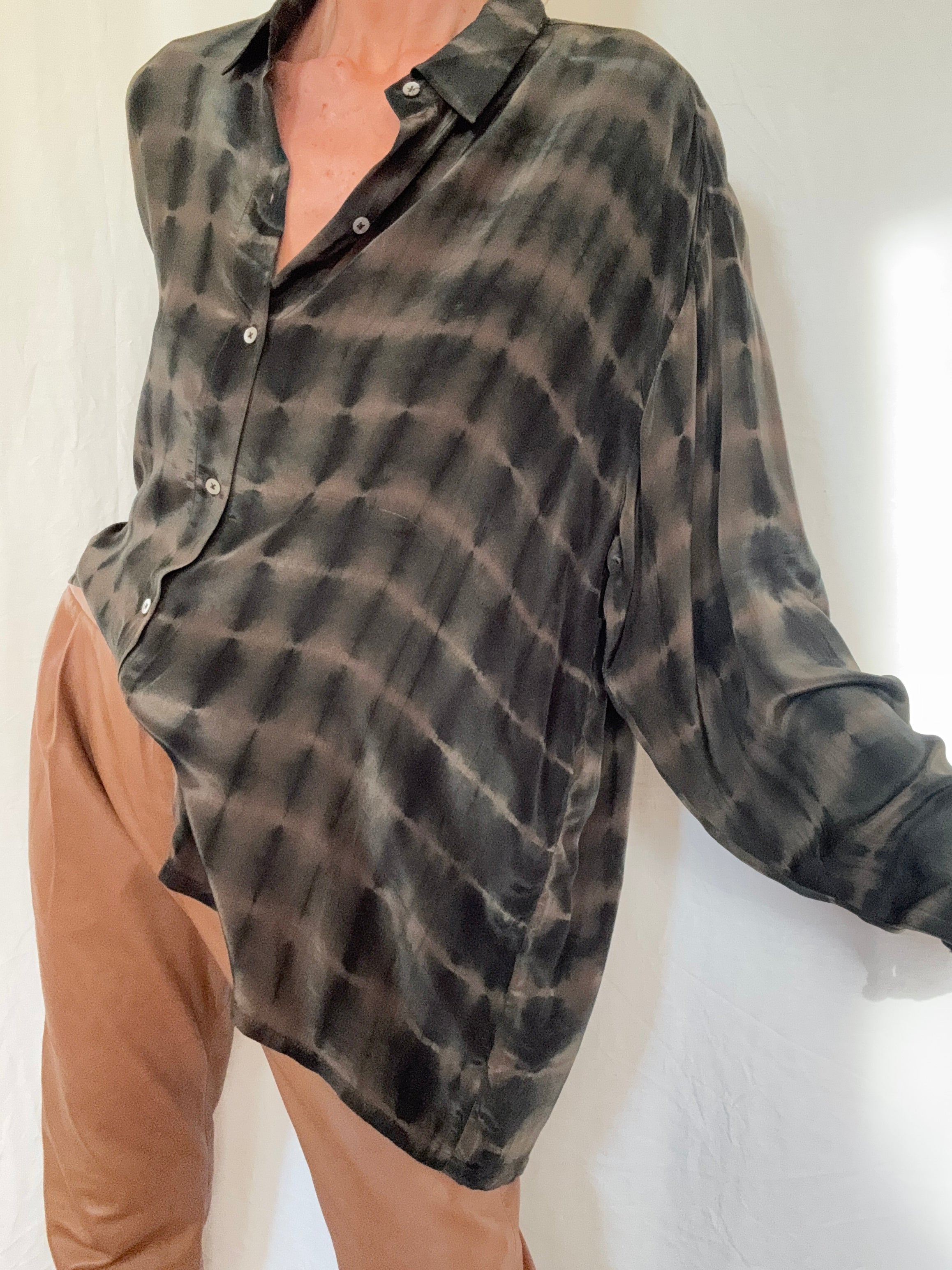 Meganne Blouse Khaki Tiedye | Shirts