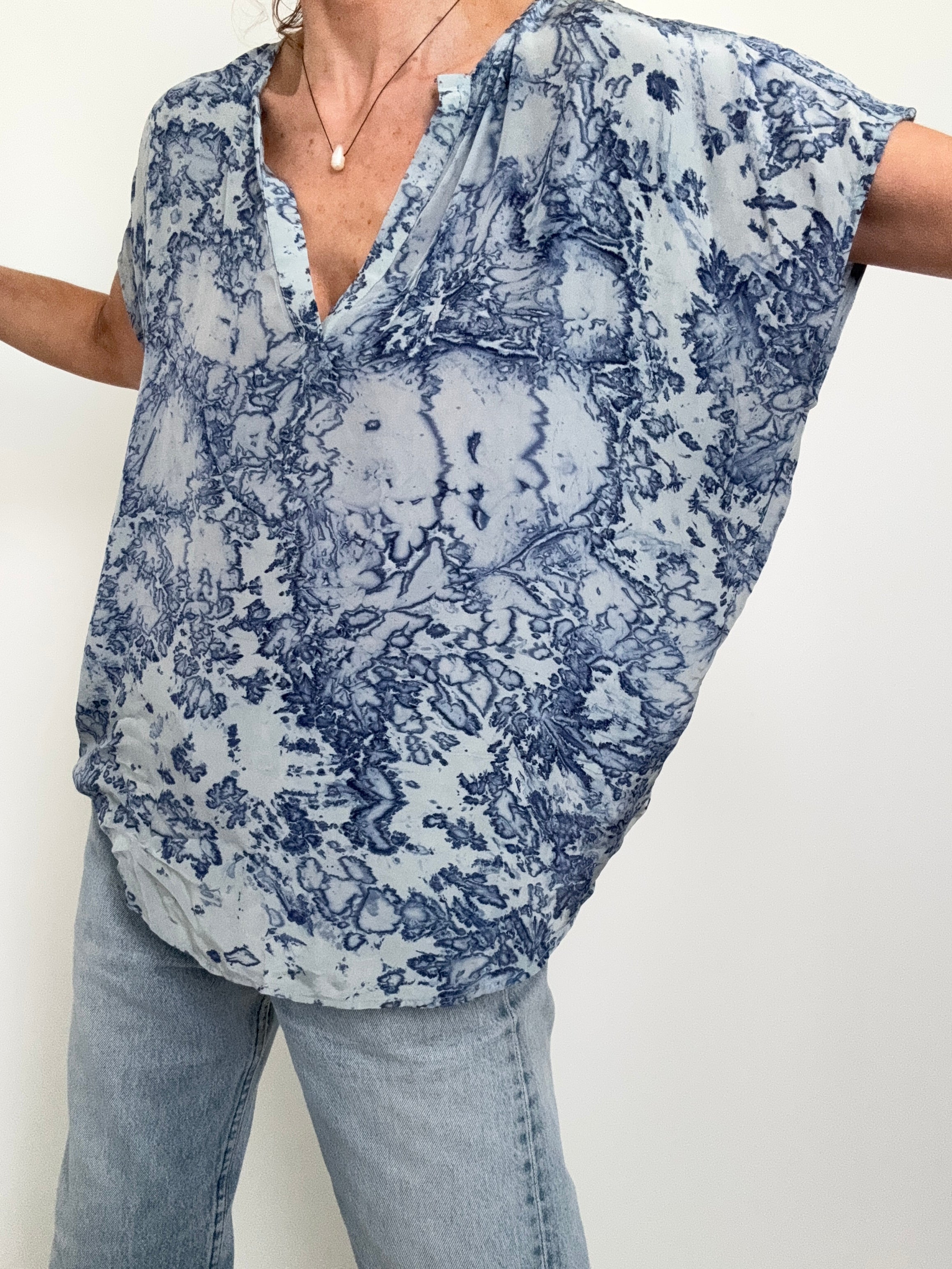 Lulu Blouse Blue Marble | Blouses