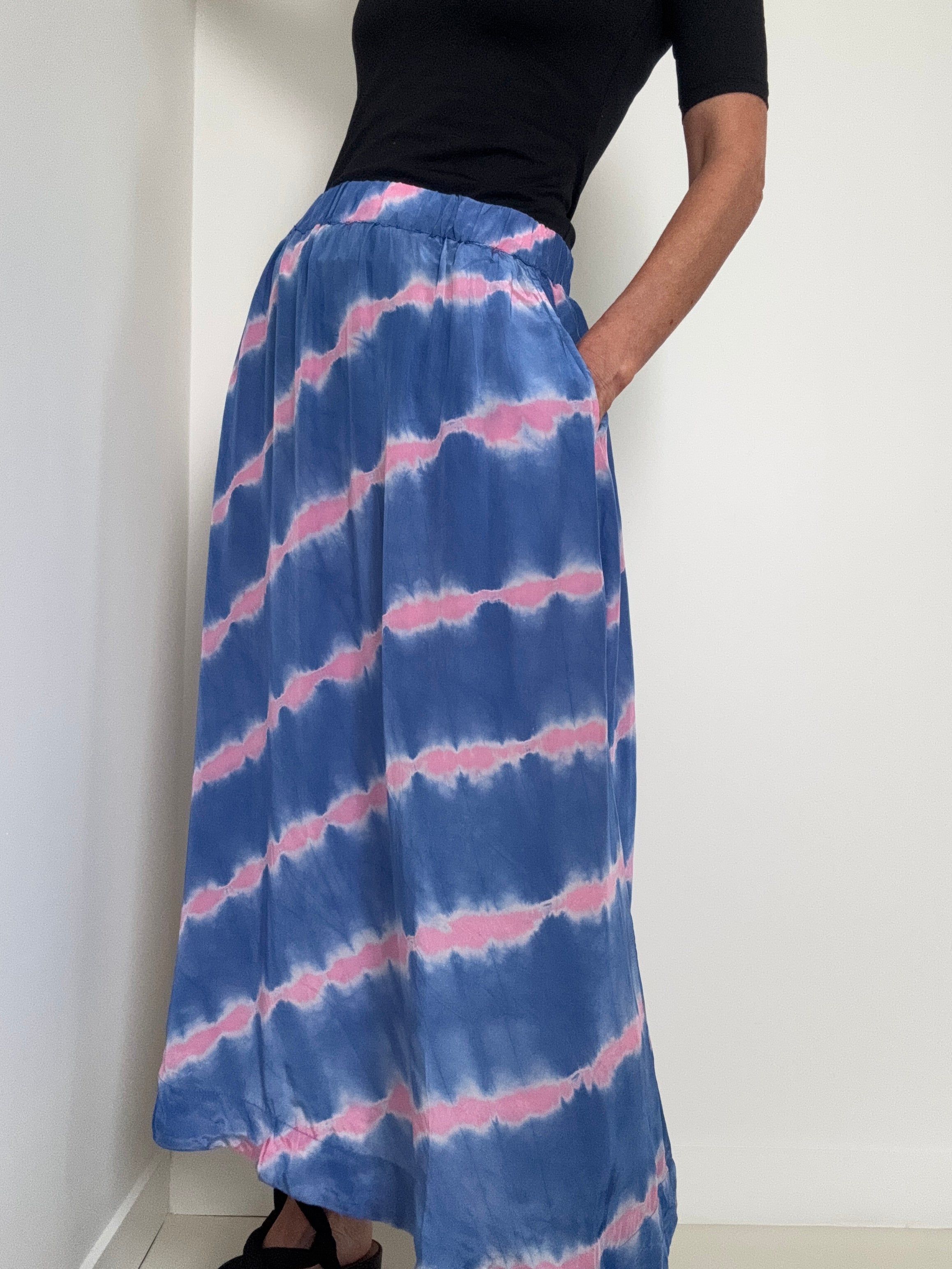 Franny Skirt Blue Tiedye Pink Shot | Skirts