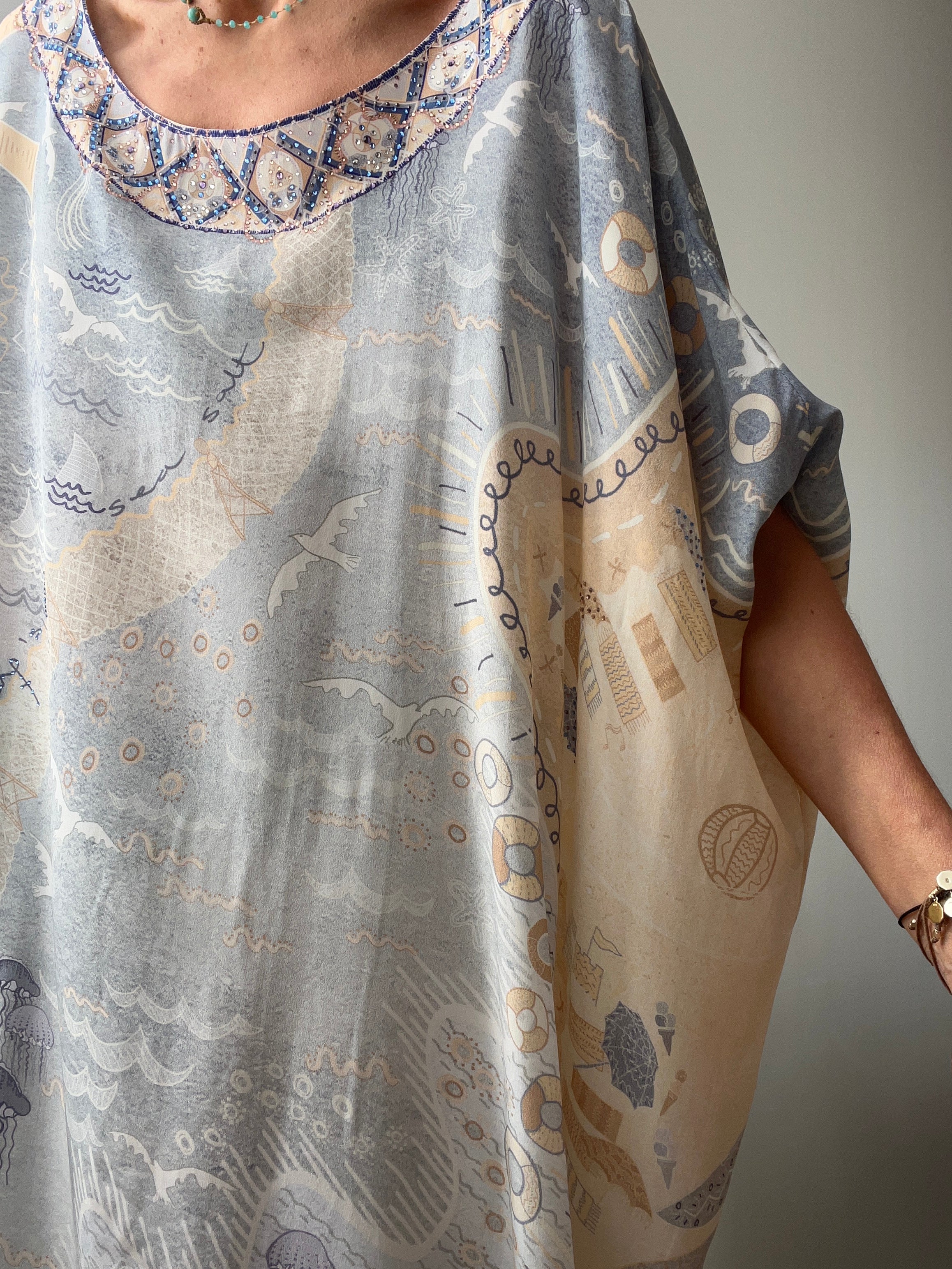Camilla Round Neck Kaftan Dawning Home Light | Kaftans